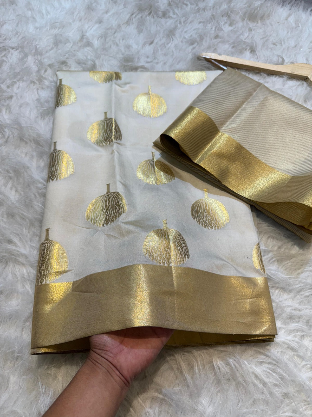 Banarasi Masru Silk Saree-BMSBG01