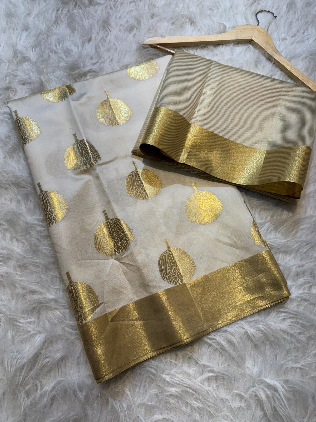 Banarasi Masru Silk Saree-BMSBG01