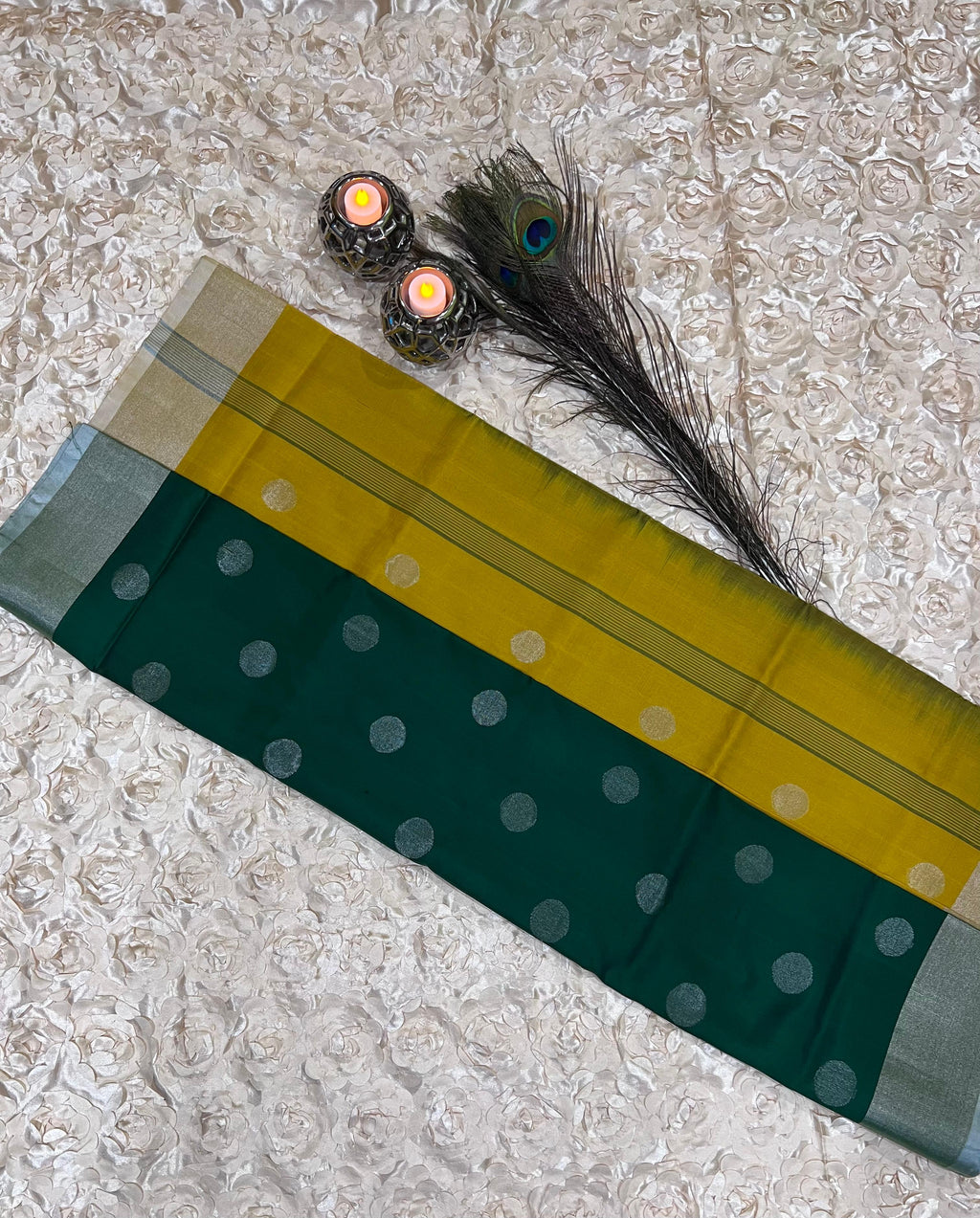 Uppada Silk Saree with Dollar Buta BAT302