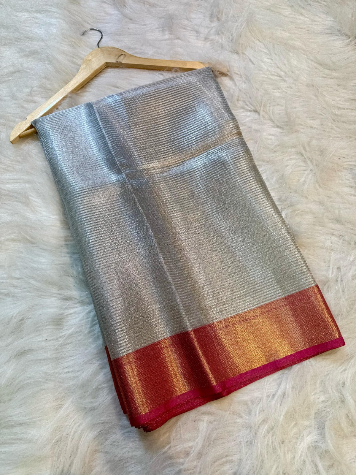 Banarasi Soft Tissue Silk Saree-BTSGRD02