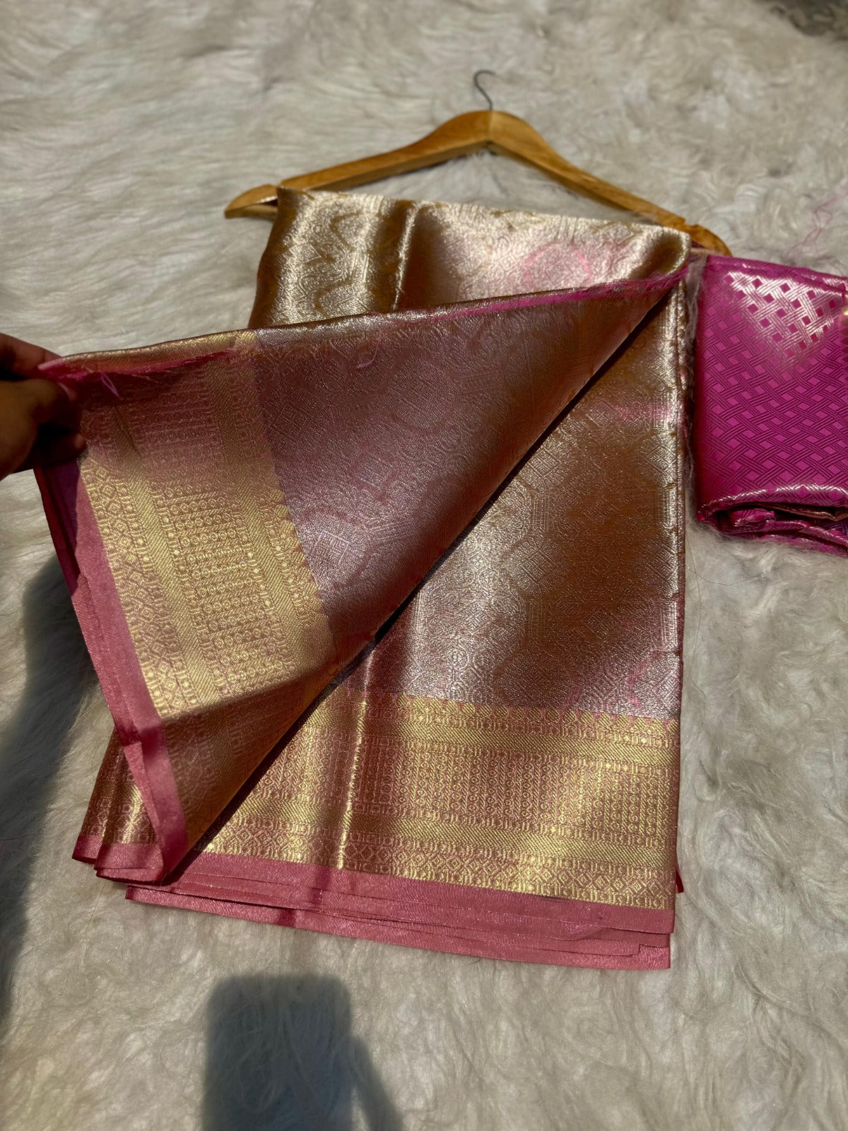 Banarasi Soft Tissue Silk Saree-BTSWNG01
