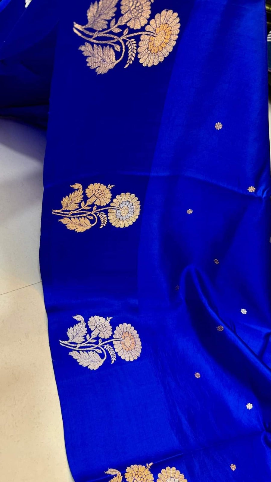 Banarasi Raw Mango Silk Saree-BMNGRB04