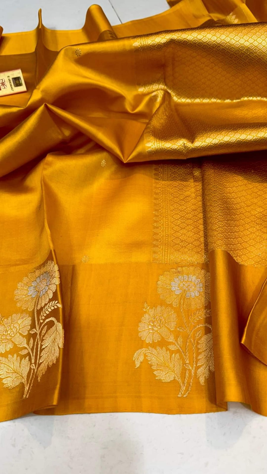 Banarasi Raw Mango Silk Saree-BMNGYL01