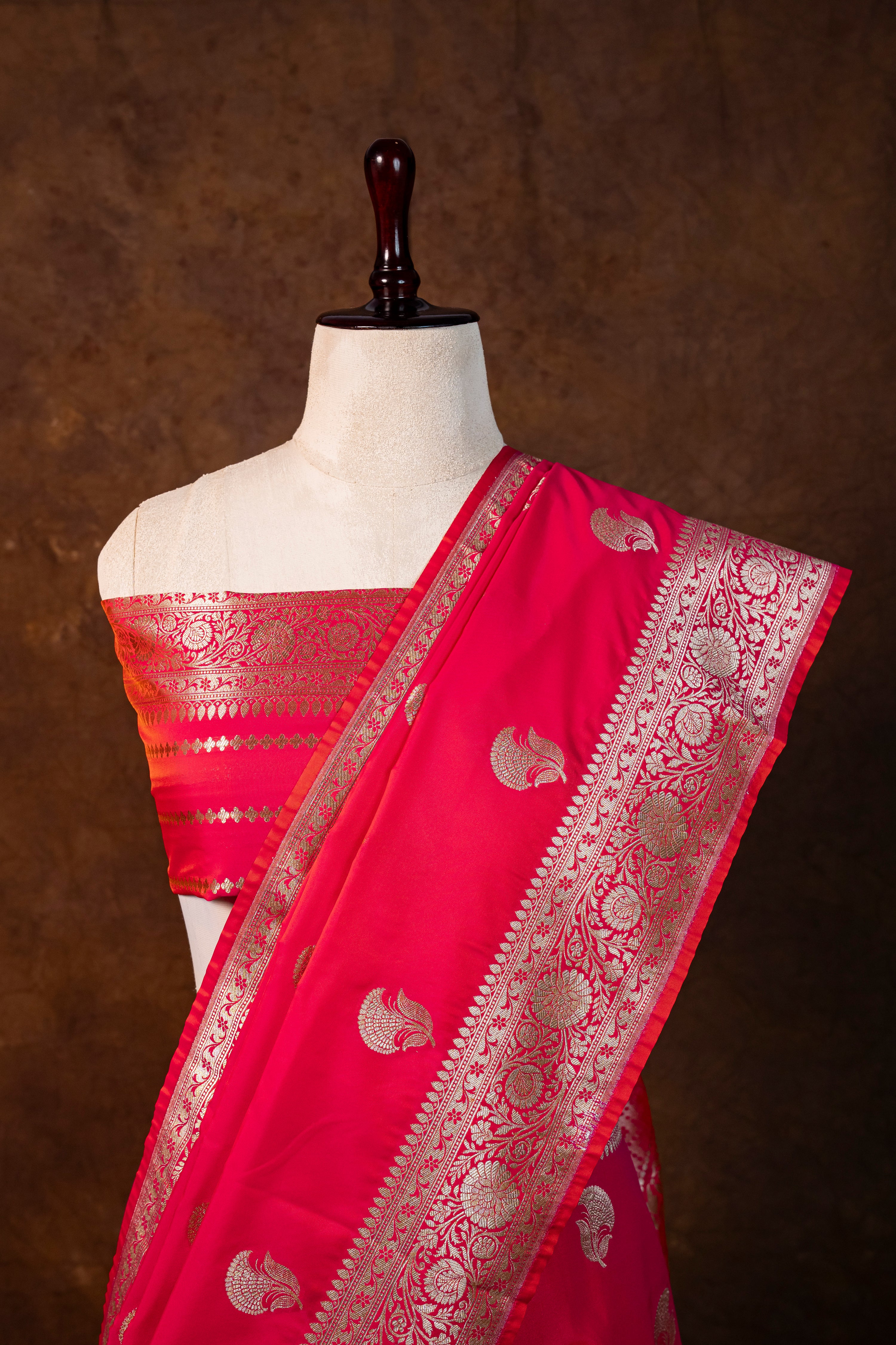 Banarasi Mashru Silk Saree - AMAS2307