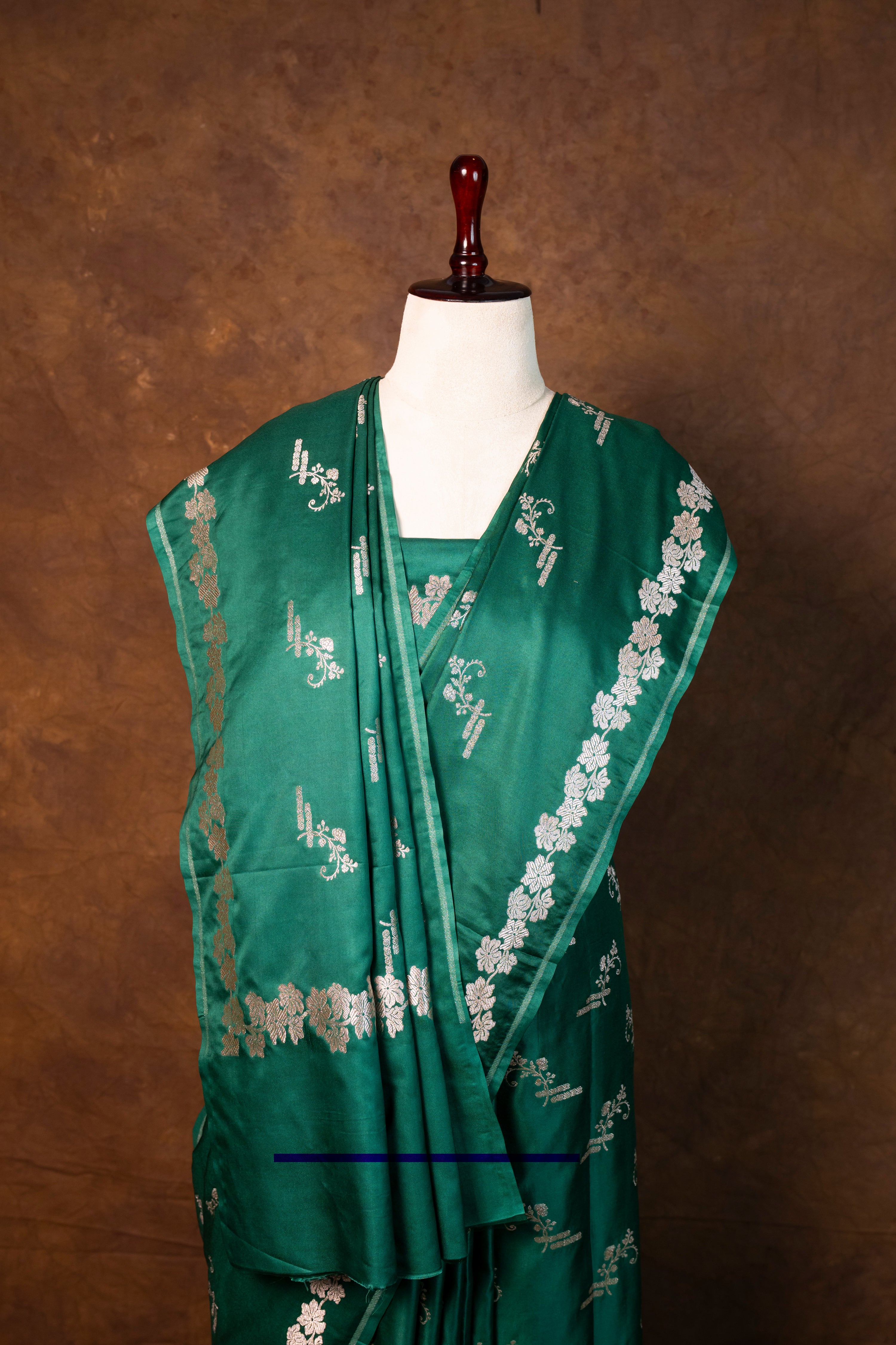 Banarasi Mashru Silk Saree - AMAS2508