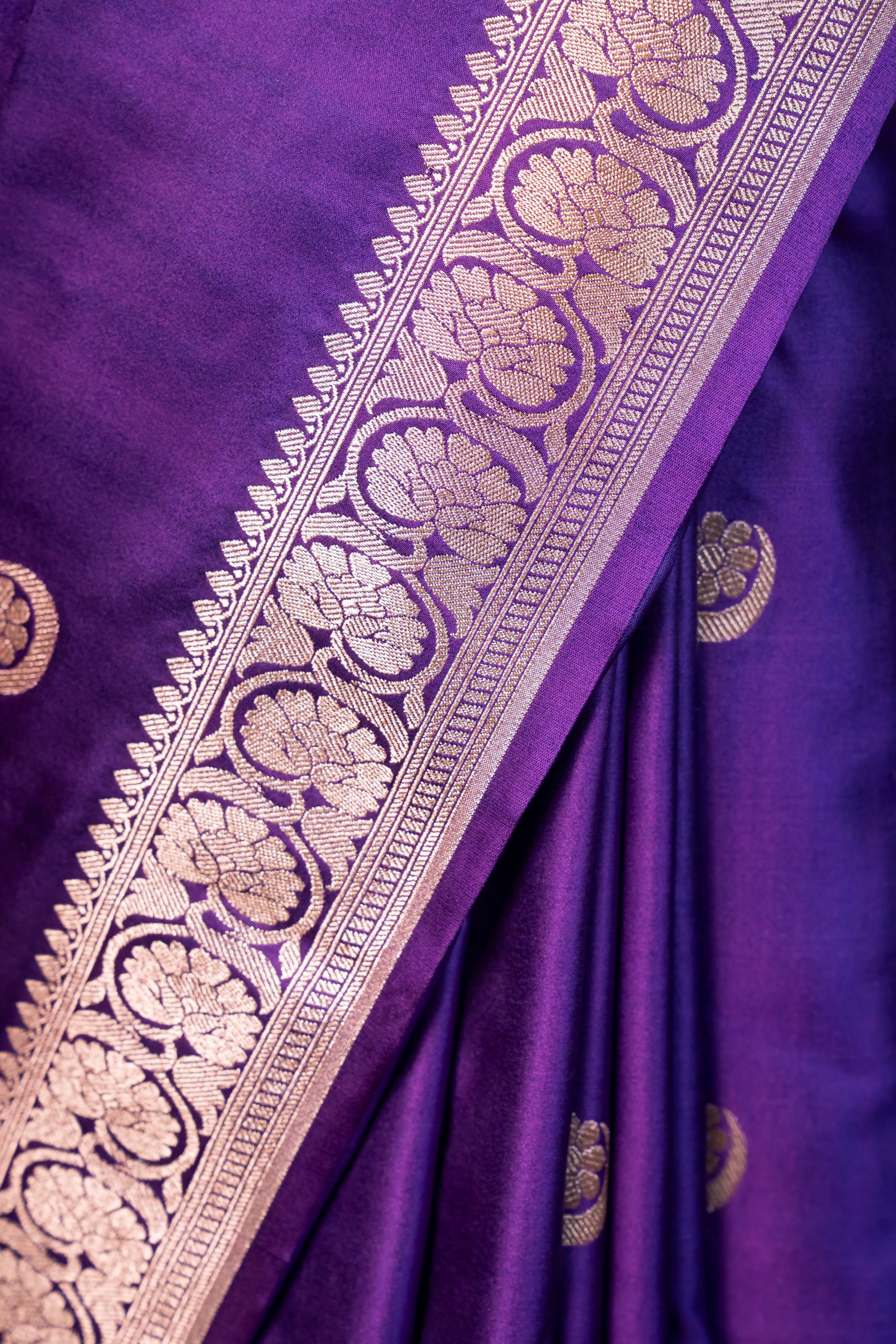 Banarasi Mashru Silk Saree - AMAS2710