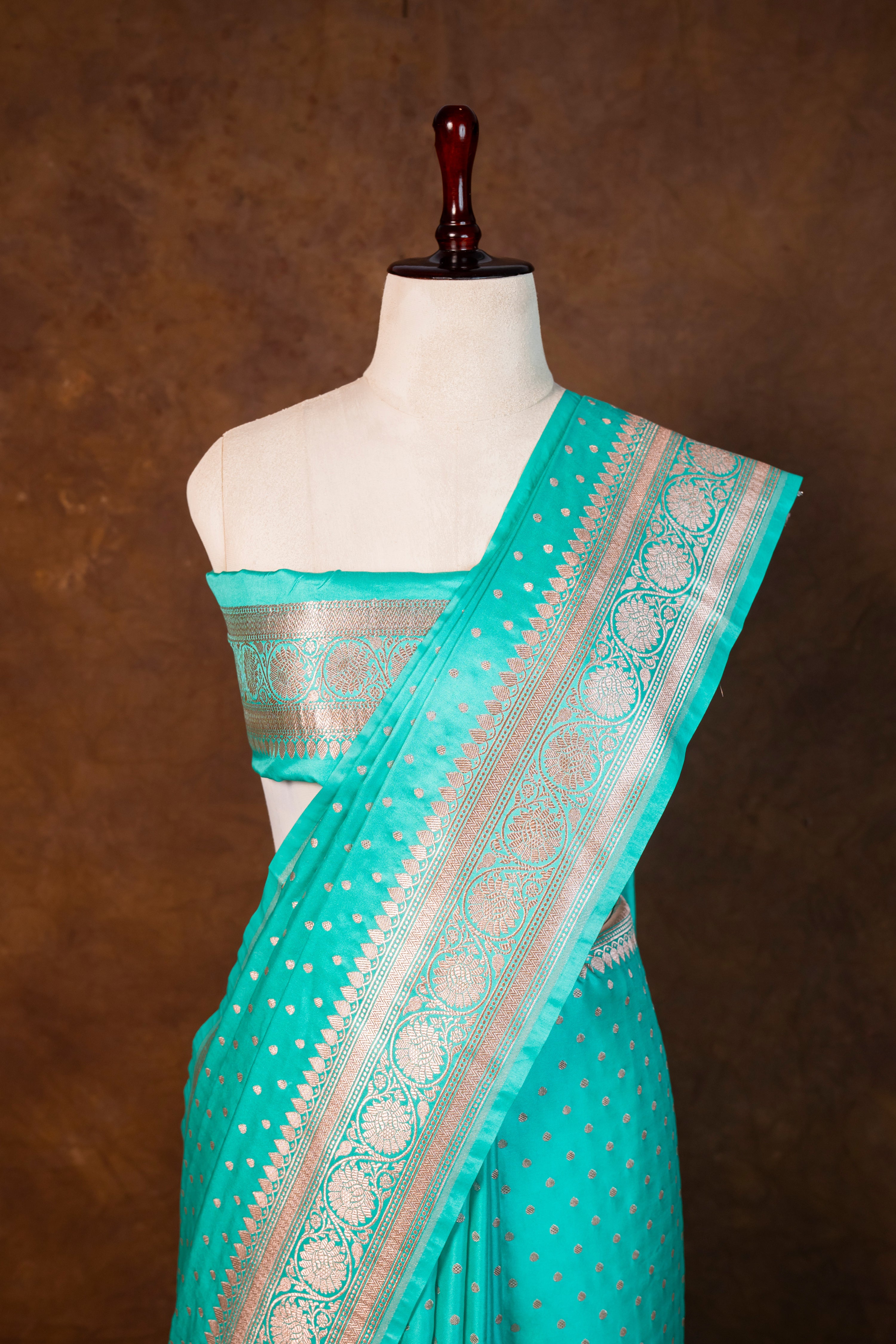 Banarasi Mashru Silk Saree - AMAS3215