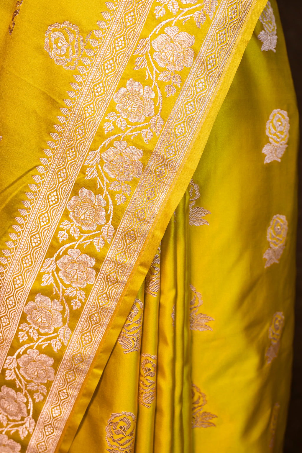 Banarasi Mashru Silk Saree - AMAS3316