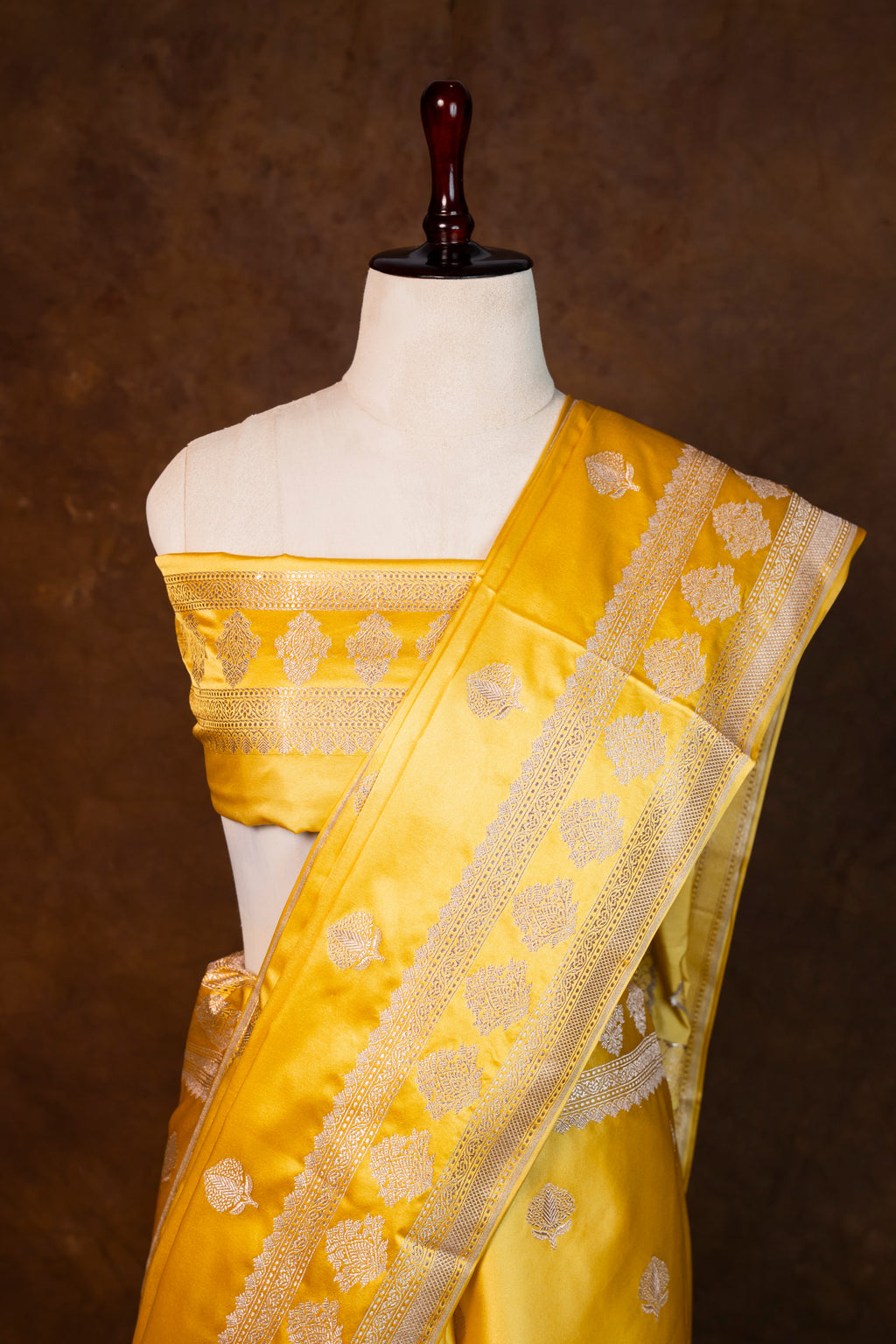 Banarasi Mashru Silk Saree - AMAS3519