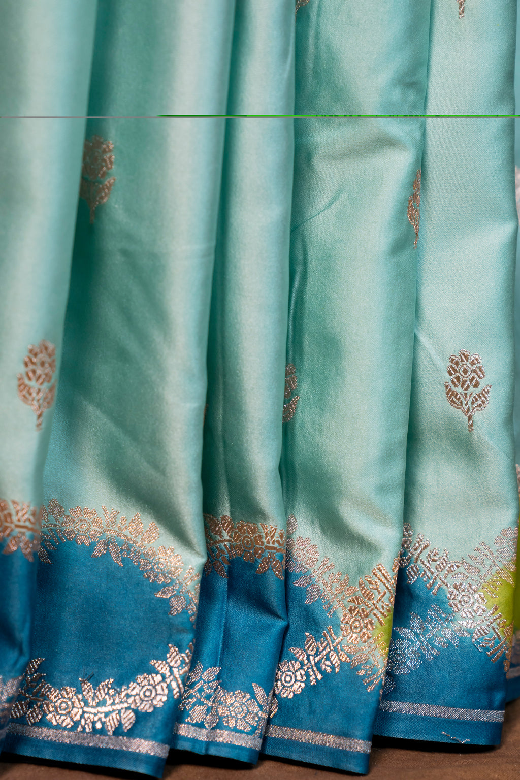 Banarasi Mashru Silk Saree - AMAS3620