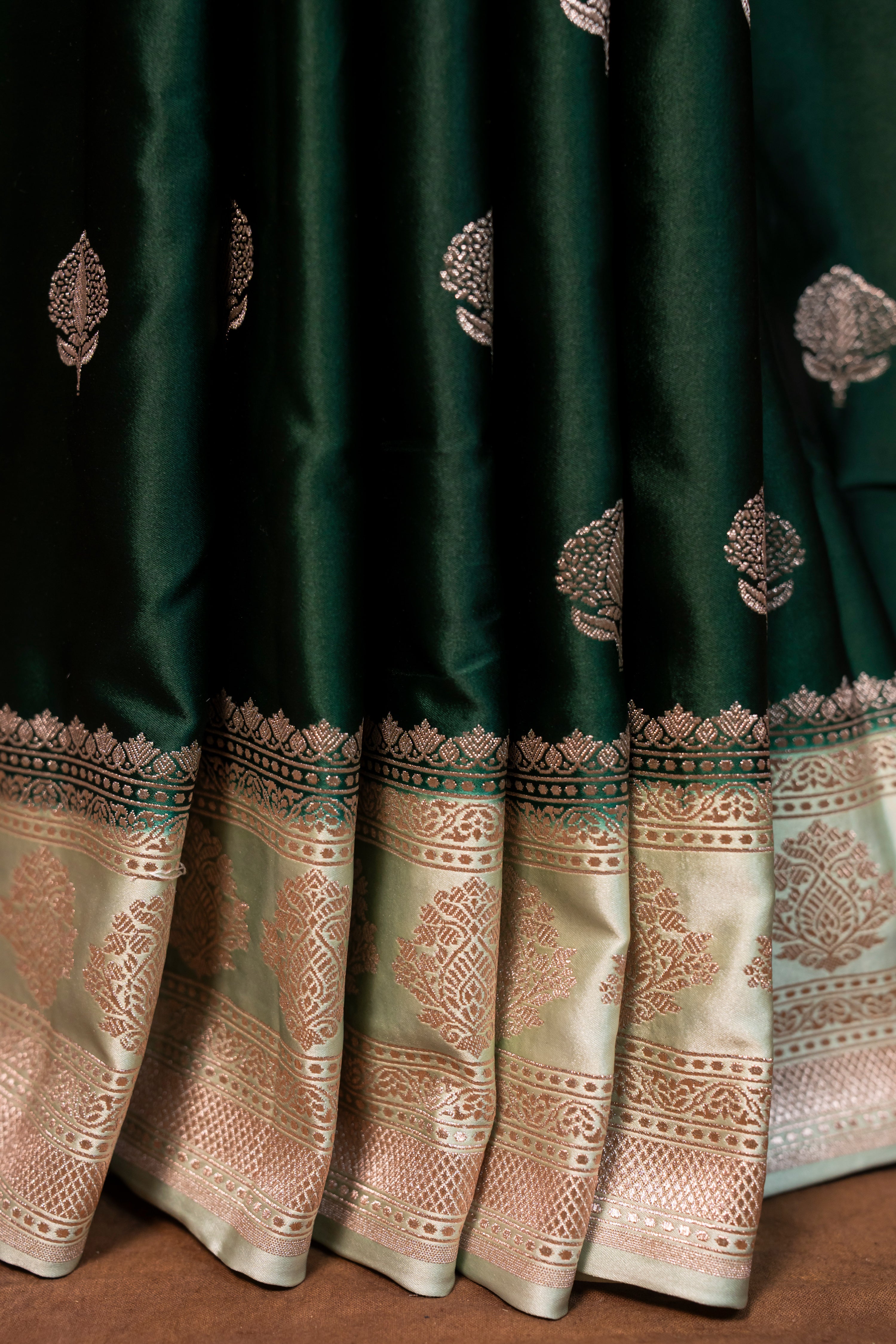 Banarasi Mashru Silk Saree - AMAS3721