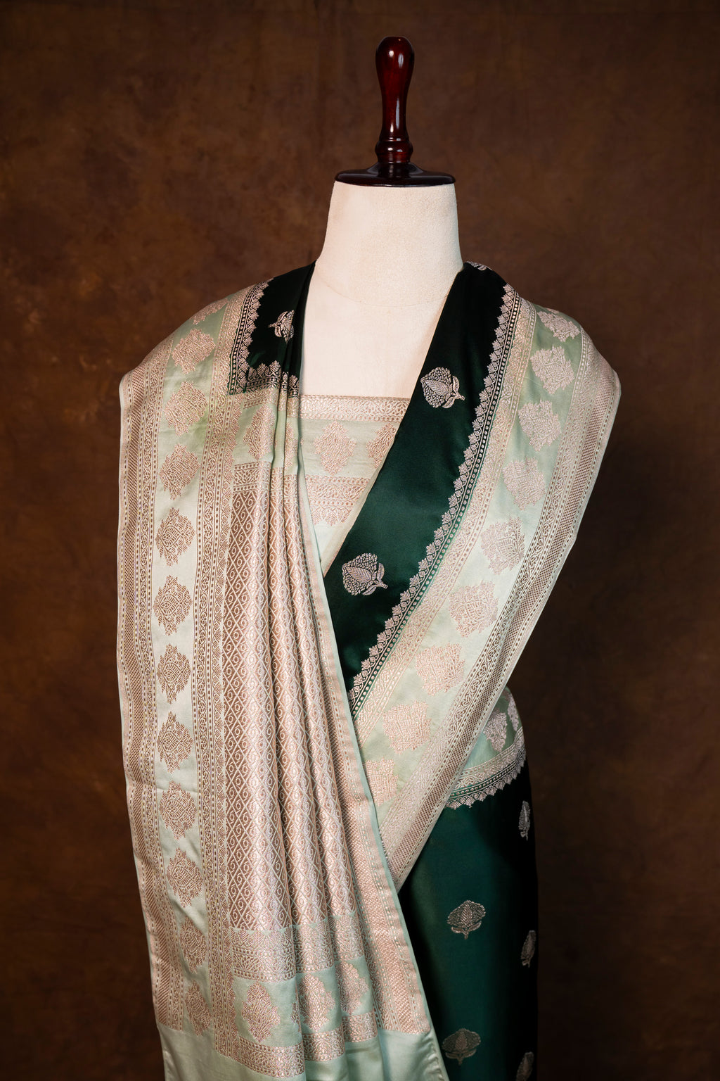 Banarasi Mashru Silk Saree - AMAS3721