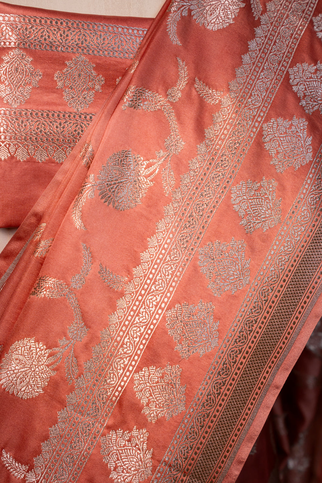 Banarasi Mashru Silk Saree - AMAS3822
