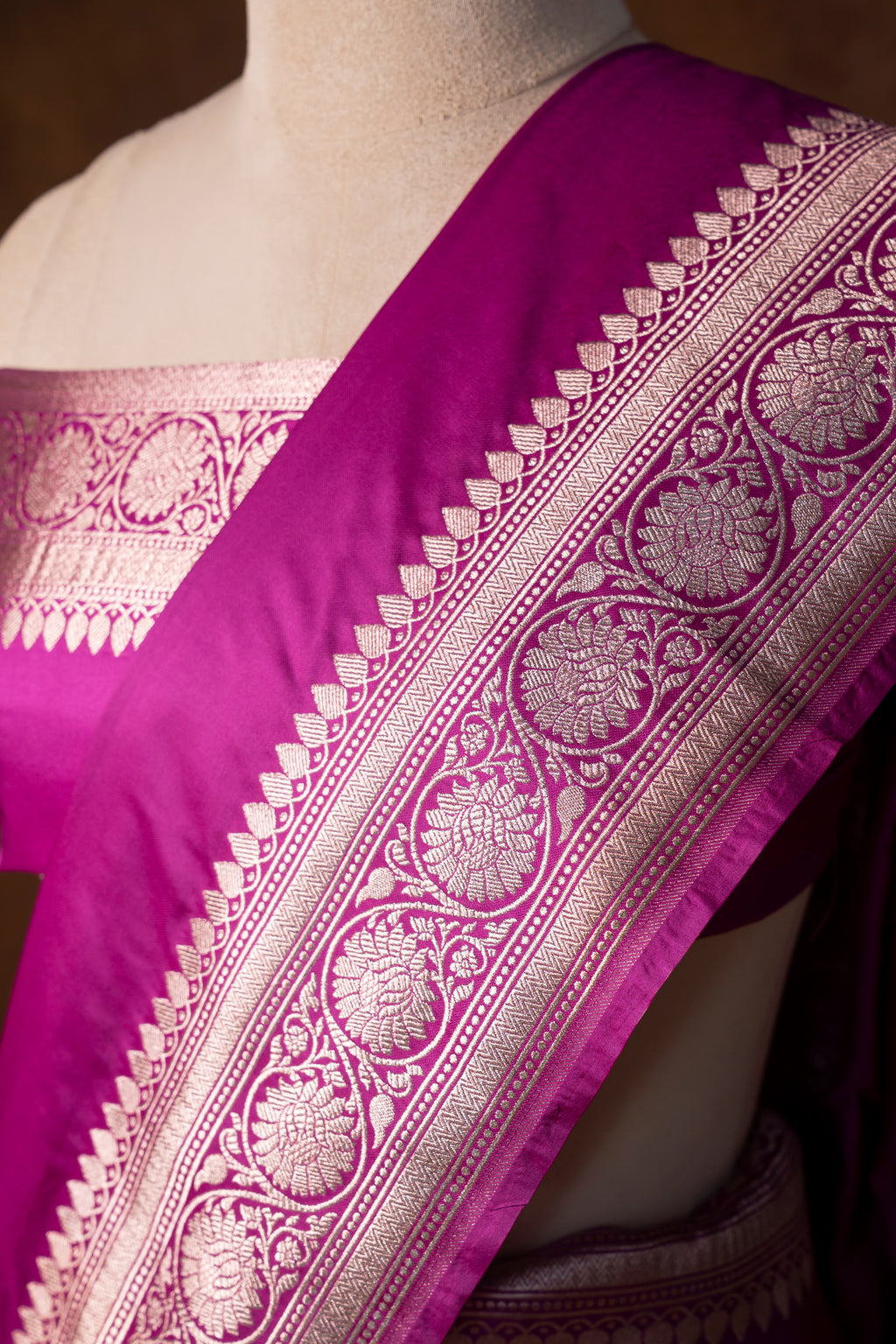 Banarasi Mashru Silk Saree - AMAS4125