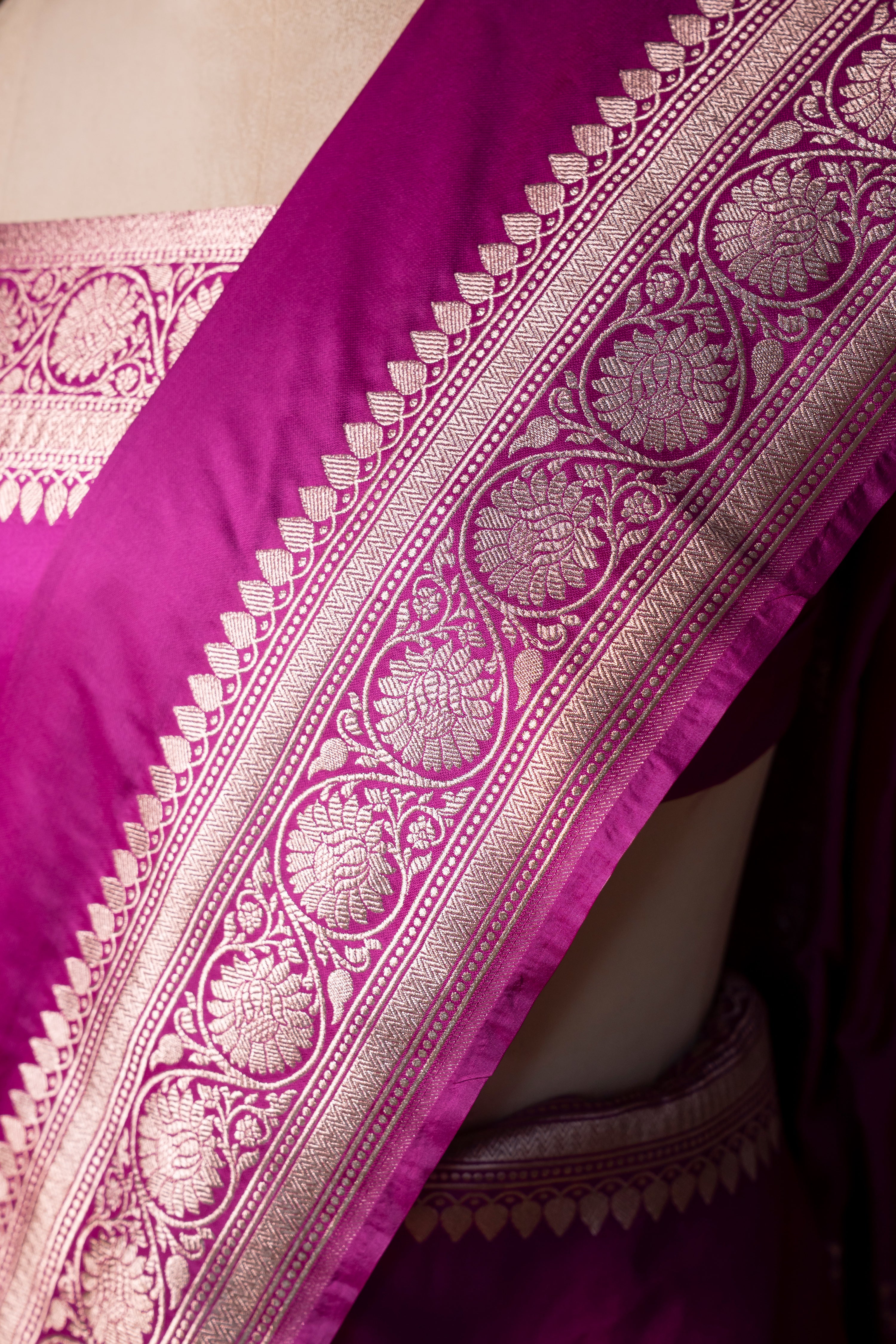 Banarasi Mashru Silk Saree - AMAS5336