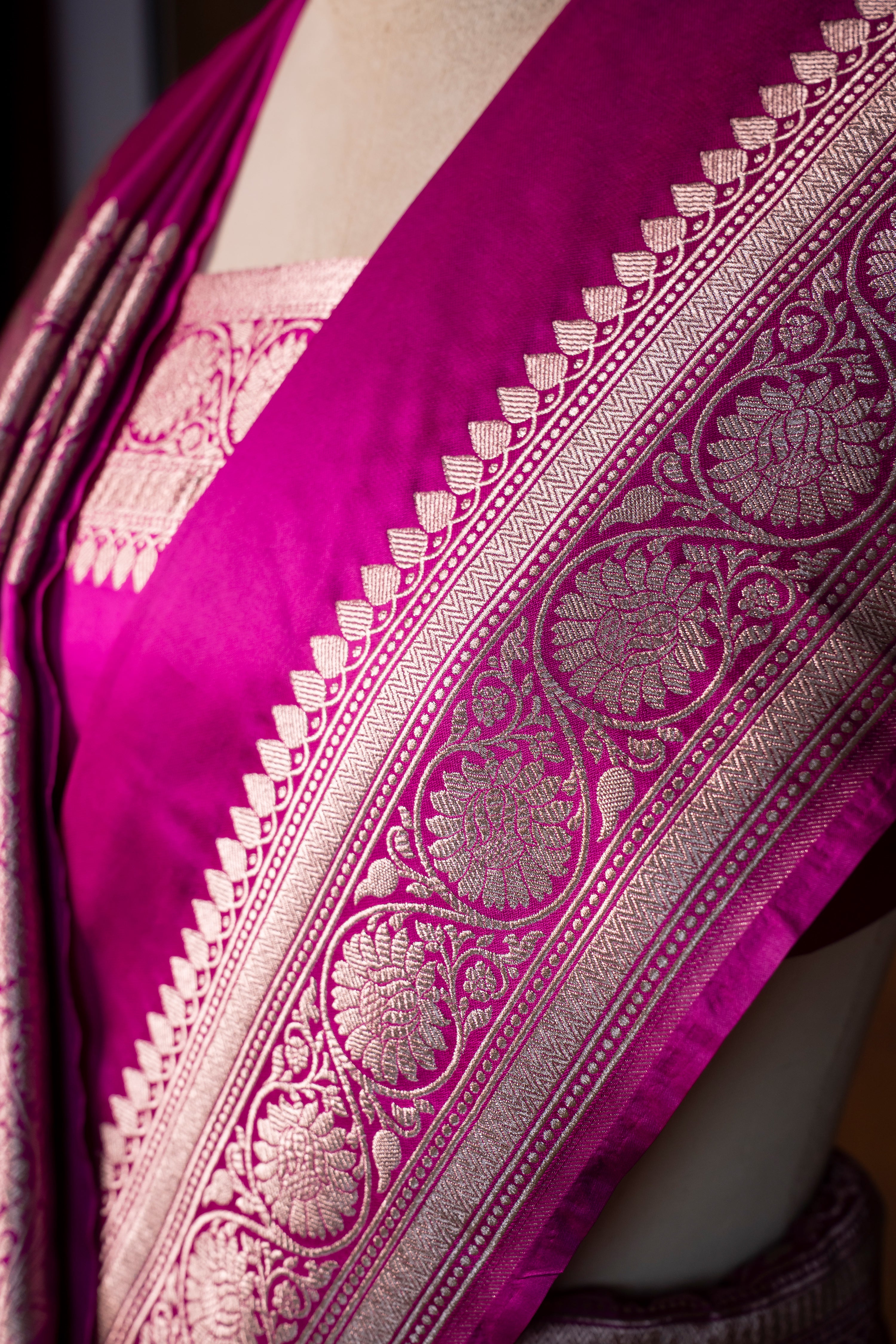 Banarasi Mashru Silk Saree - AMAS4125