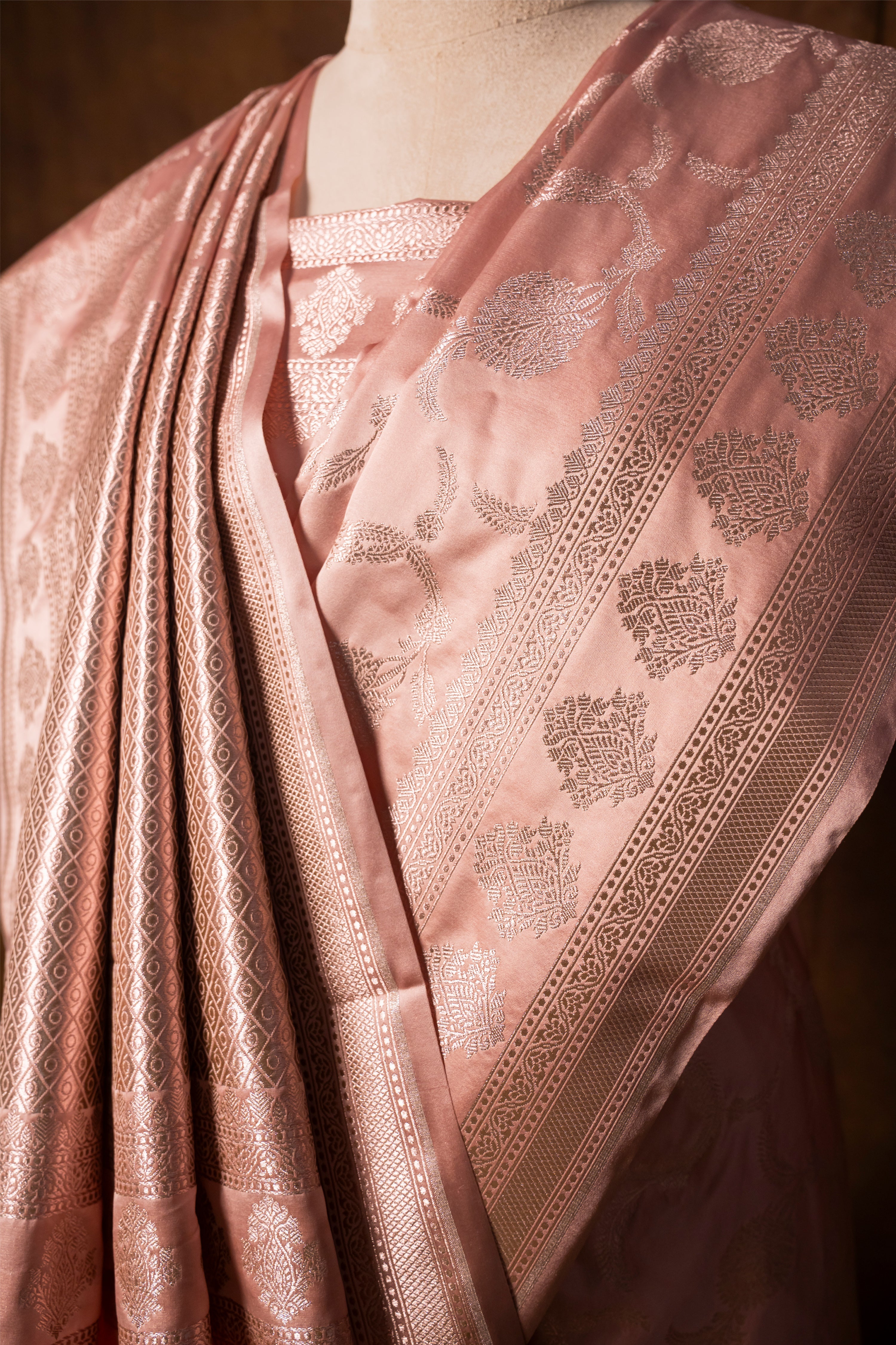 Banarasi Mashru Silk Saree - AMAS4831