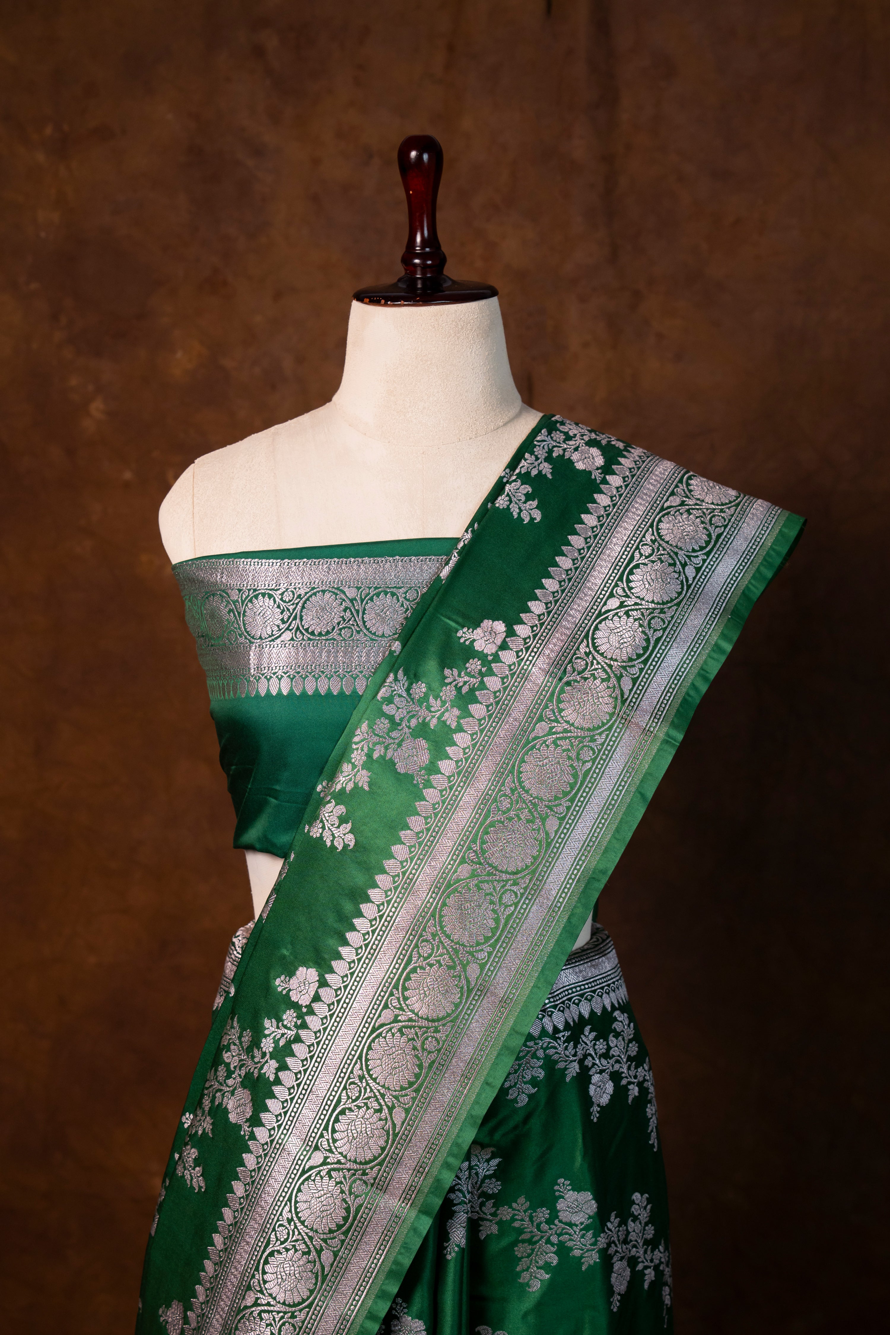 Banarasi Mashru Silk Saree - AMAS4932