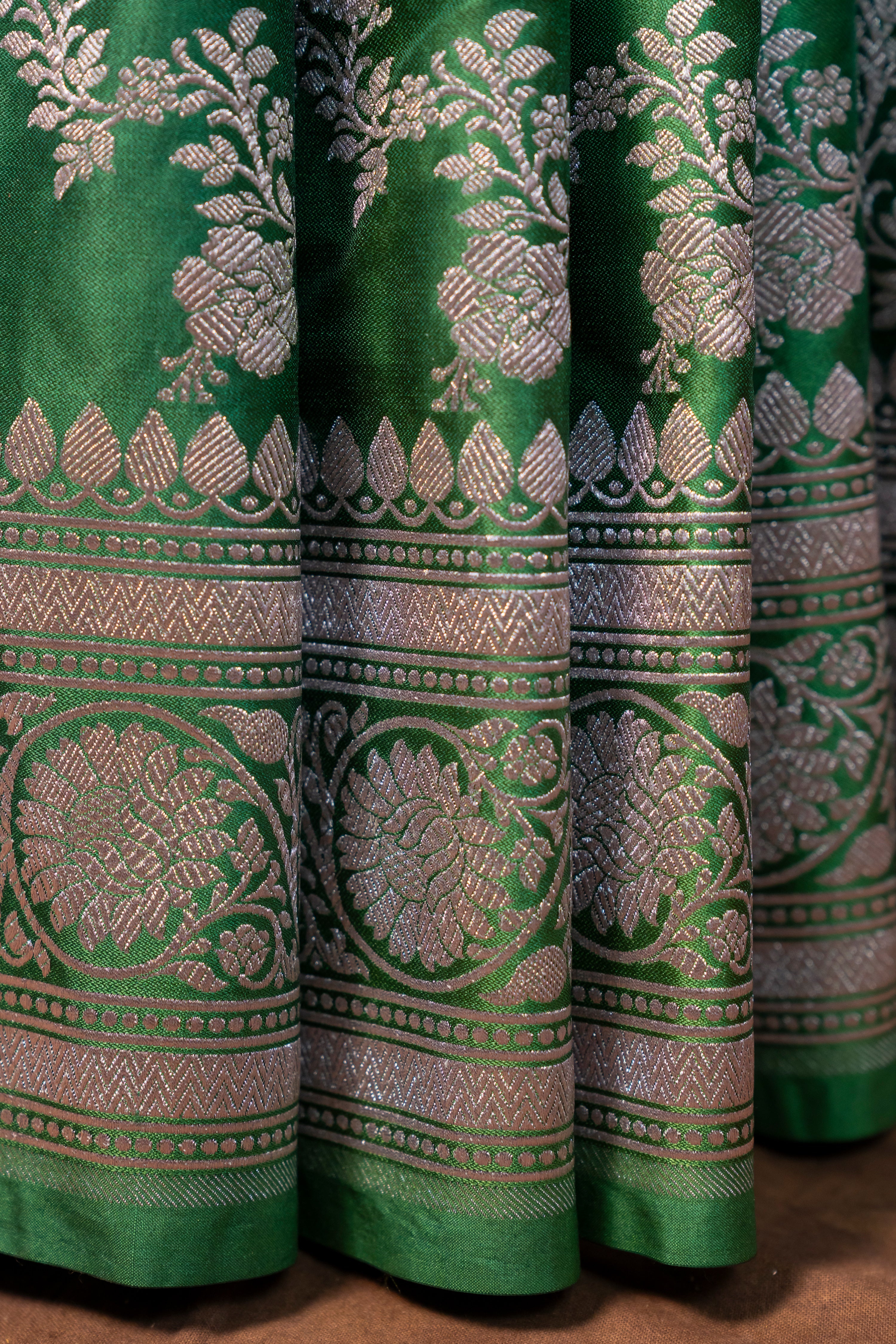 Banarasi Mashru Silk Saree - AMAS4932