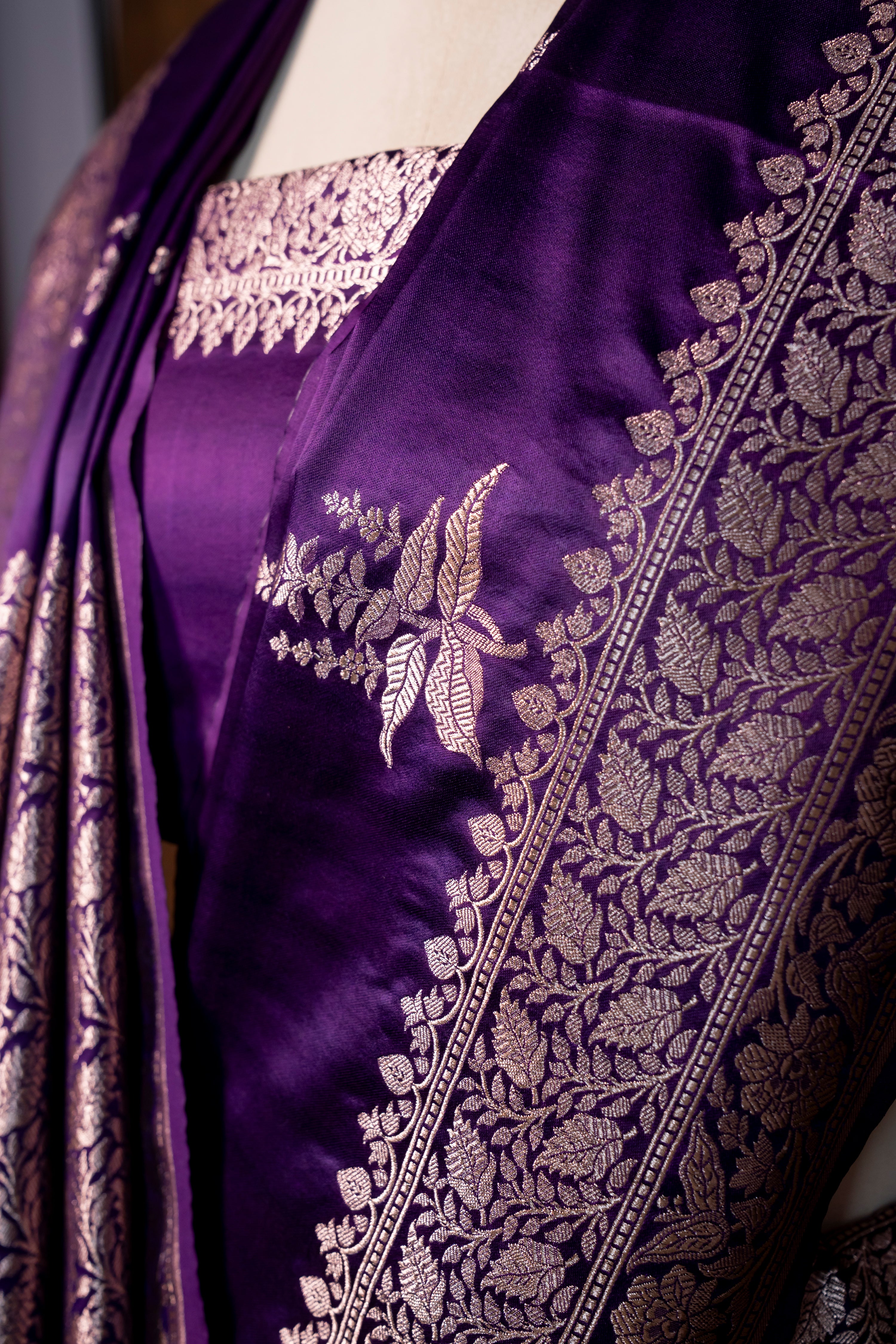 Banarasi Mashru Silk Saree - AMAS5033