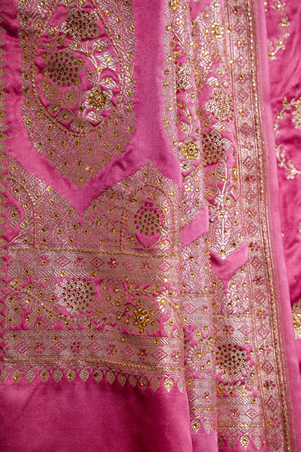 Banarasi Mashru Silk Saree - AMAS2737