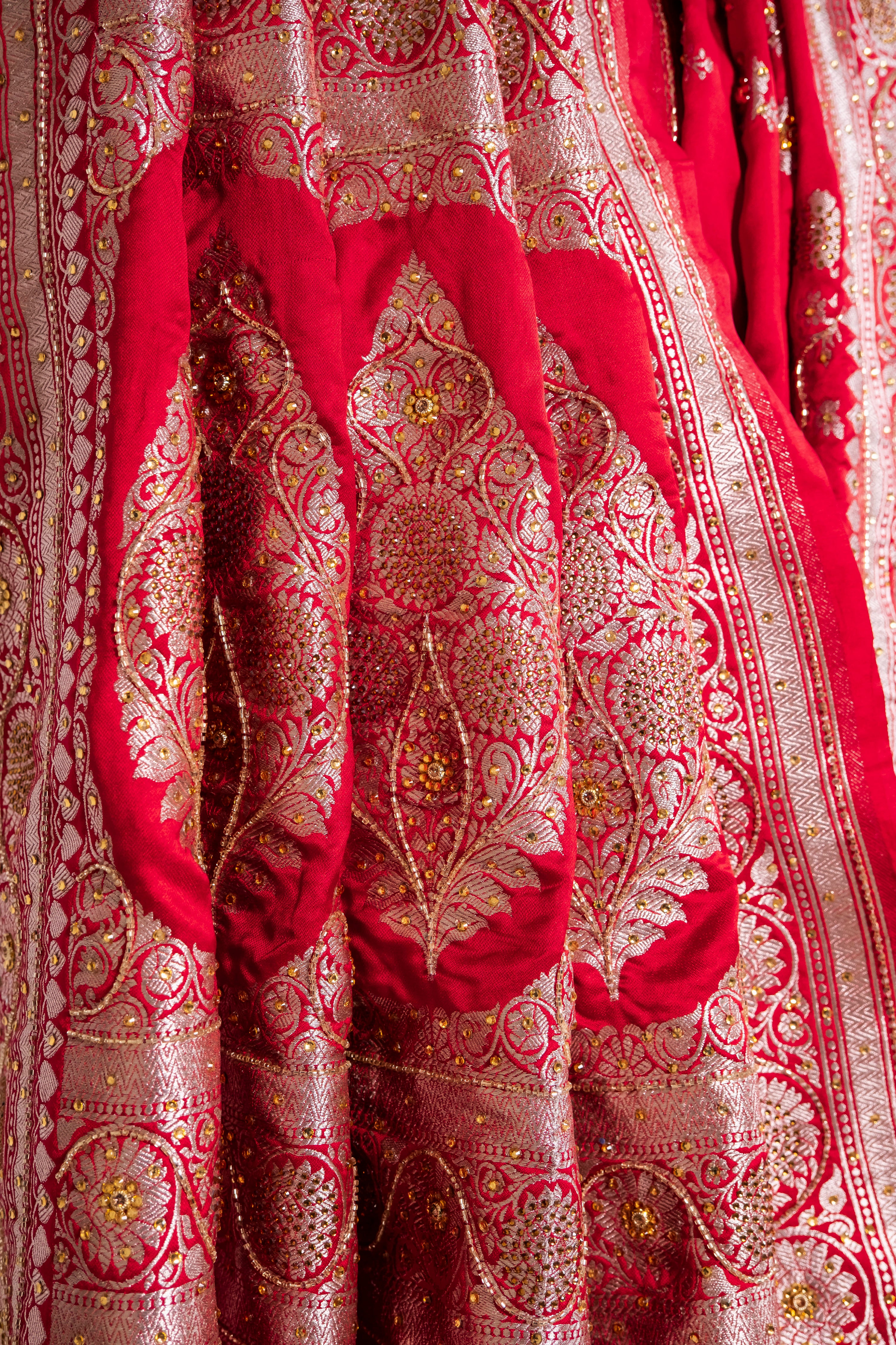 Banarasi Mashru Silk Saree - AMAS2838