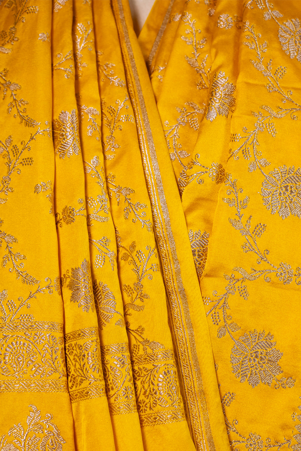 Banarasi Mashru Silk Saree - AMAS2939