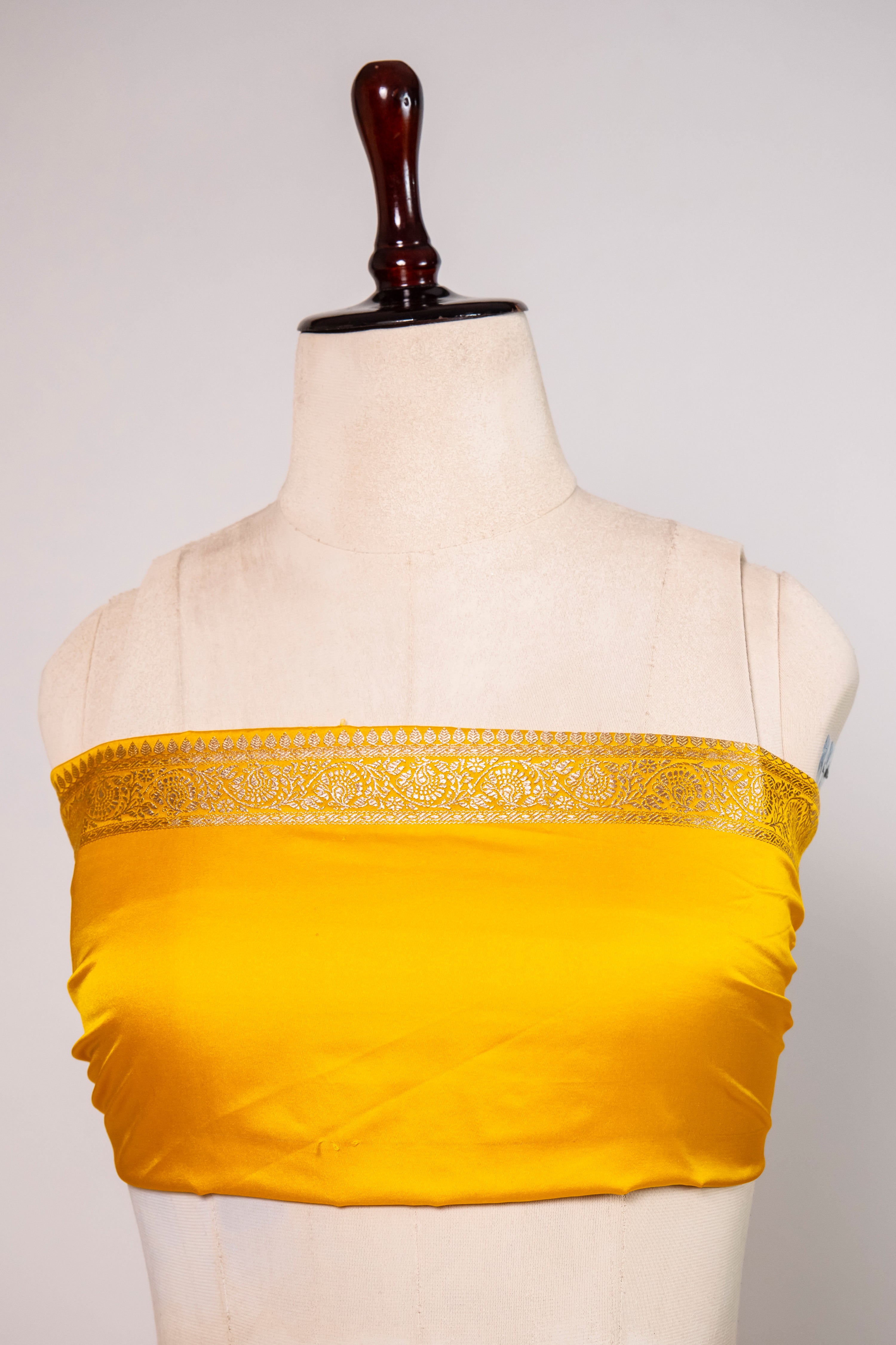 Banarasi Mashru Silk Saree - AMAS2939