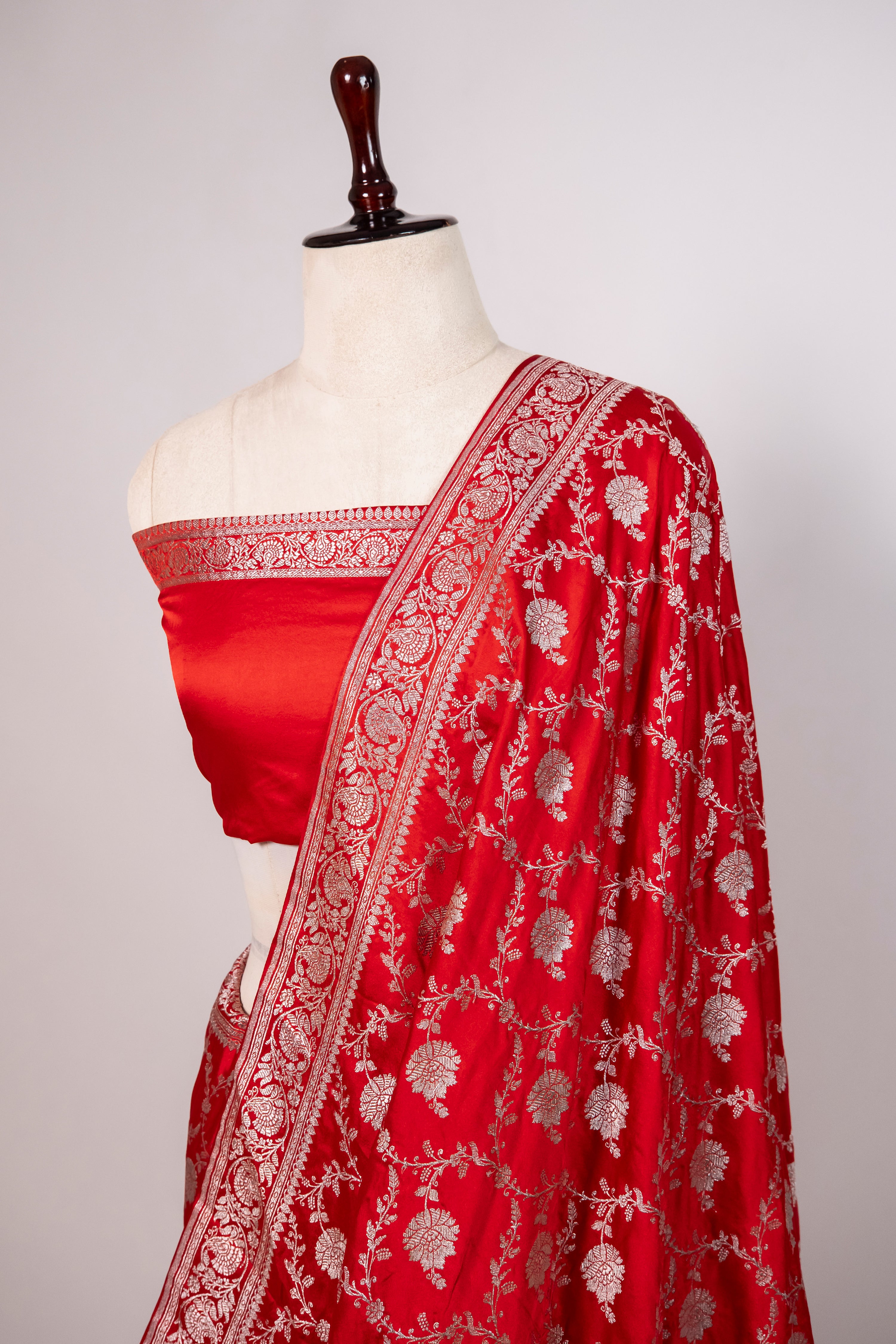 Banarasi Mashru Silk Saree - AMA21040