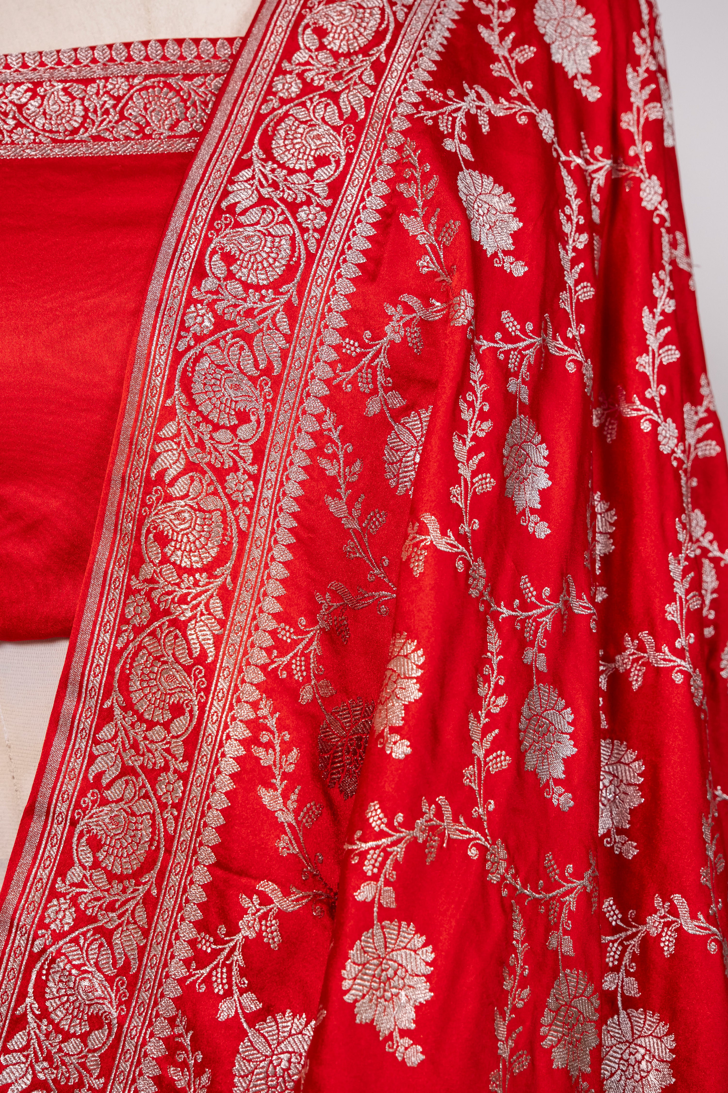 Banarasi Mashru Silk Saree - AMA21040