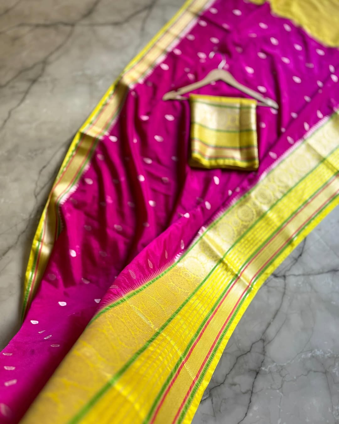 Banarasi Double Dupion Silk Saree - BDDPY04