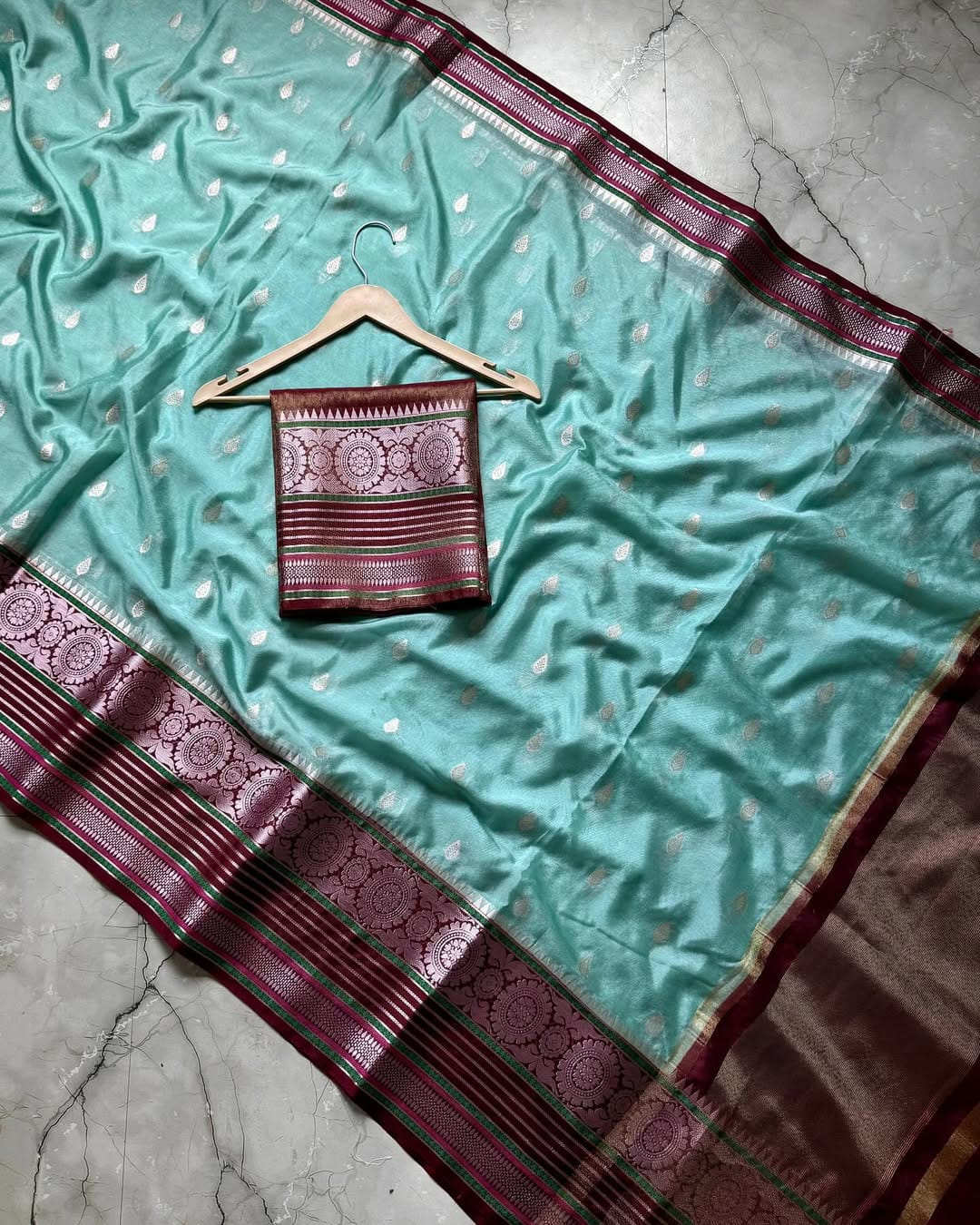 Banarasi Double Dupion Silk Saree - BDDBM02