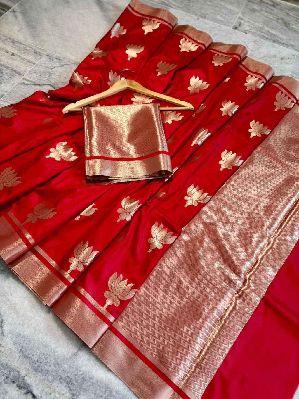 Banarasi Mashru Silk Saree-BMRGL01
