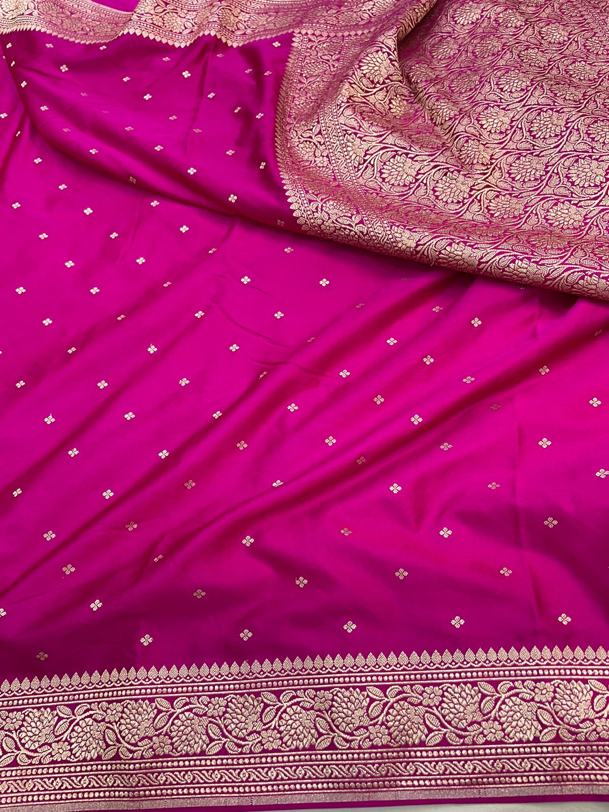 Premium Mashru Silk Saree with Allover Booties Weave - AMSBP1