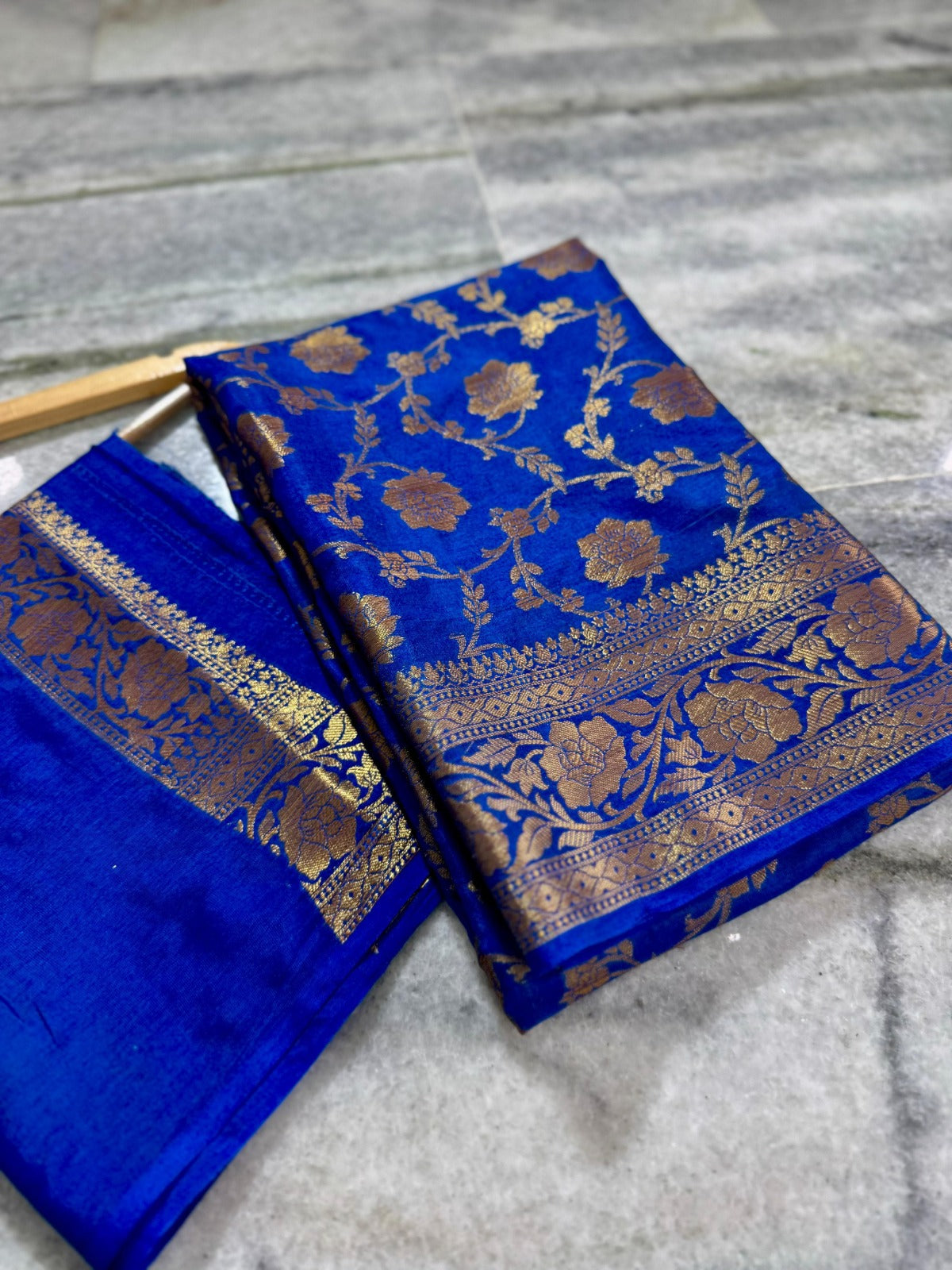 Banarasi Katan Silk Saree with Antique Zari Weaving - BKAZB01