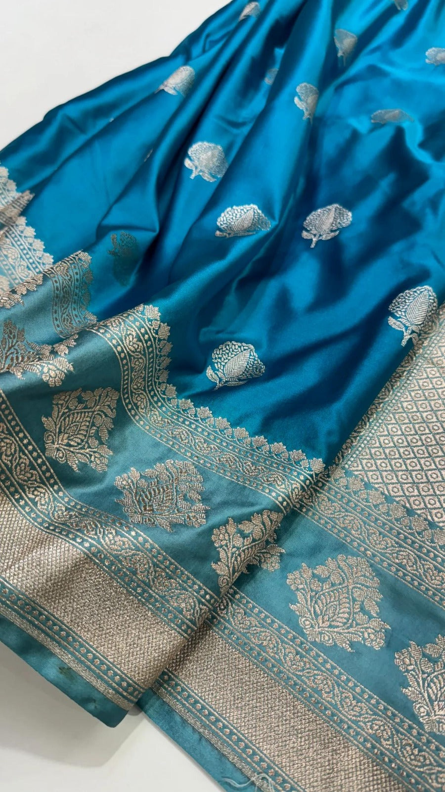 Banarasi Mashru Silk Saree with Booti Motifs - ABMBM02