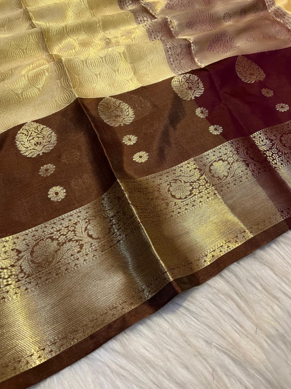 Banarasi Soft Tissue Semi Silk Saree - BSTSCB1