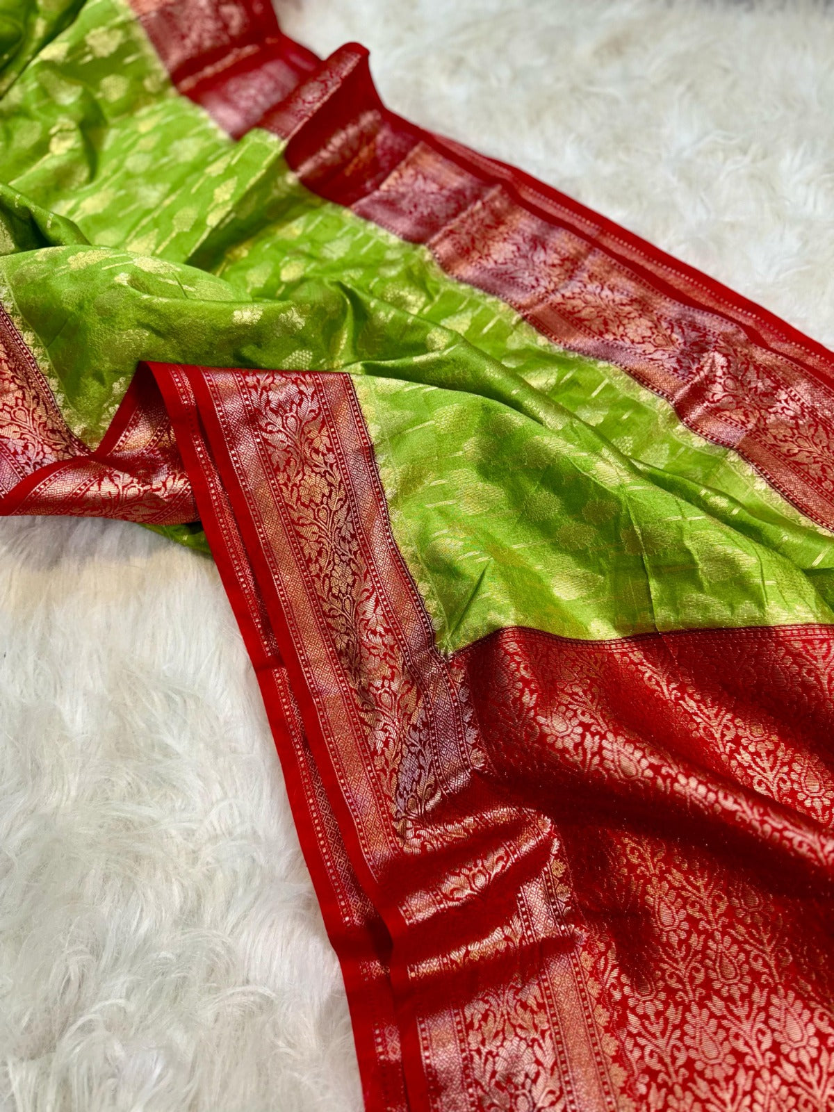 Banarasi Handloom Chinya Silk Saree - BHCGRSB1