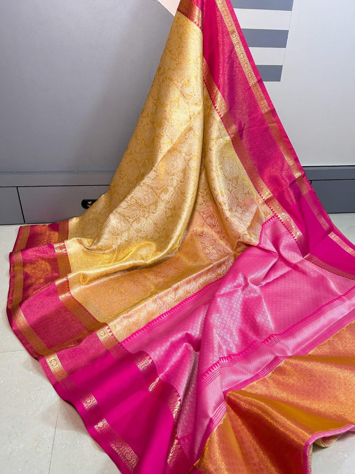 Banarasi Soft Tissue Silk Saree – BSTSPC1