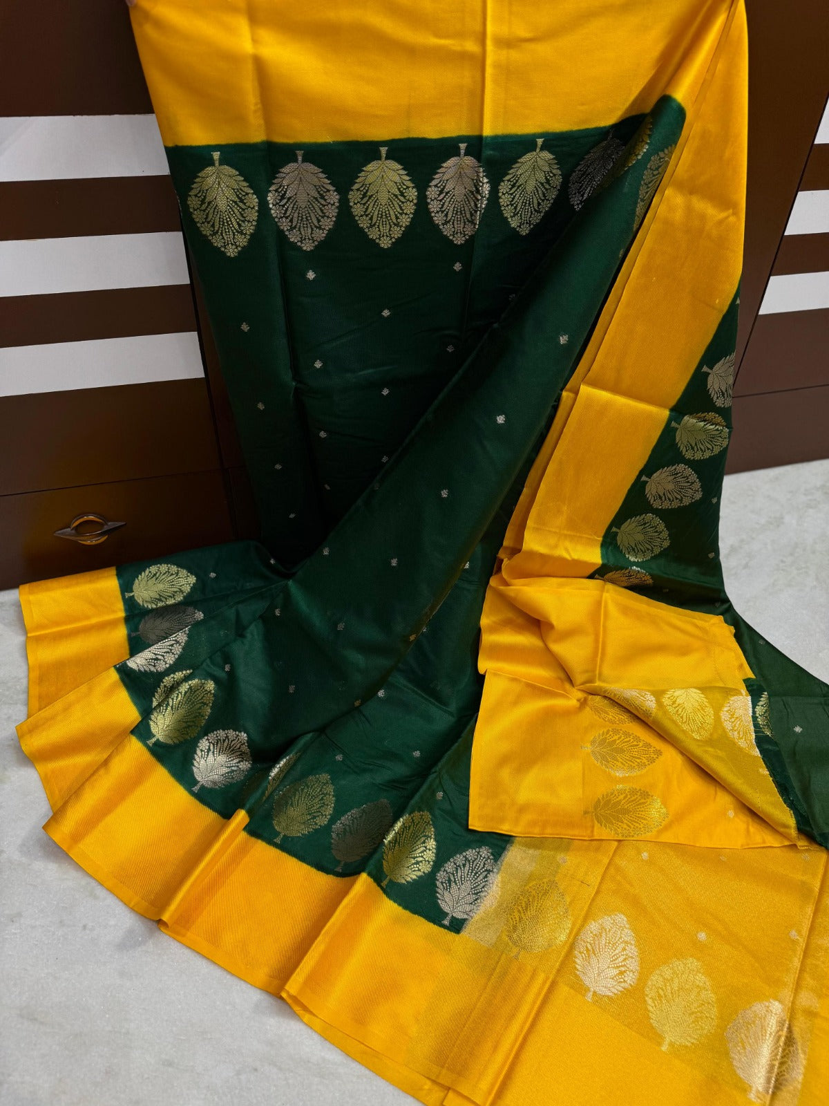 Banarasi Raw Mango Silk Saree - BRMABG1
