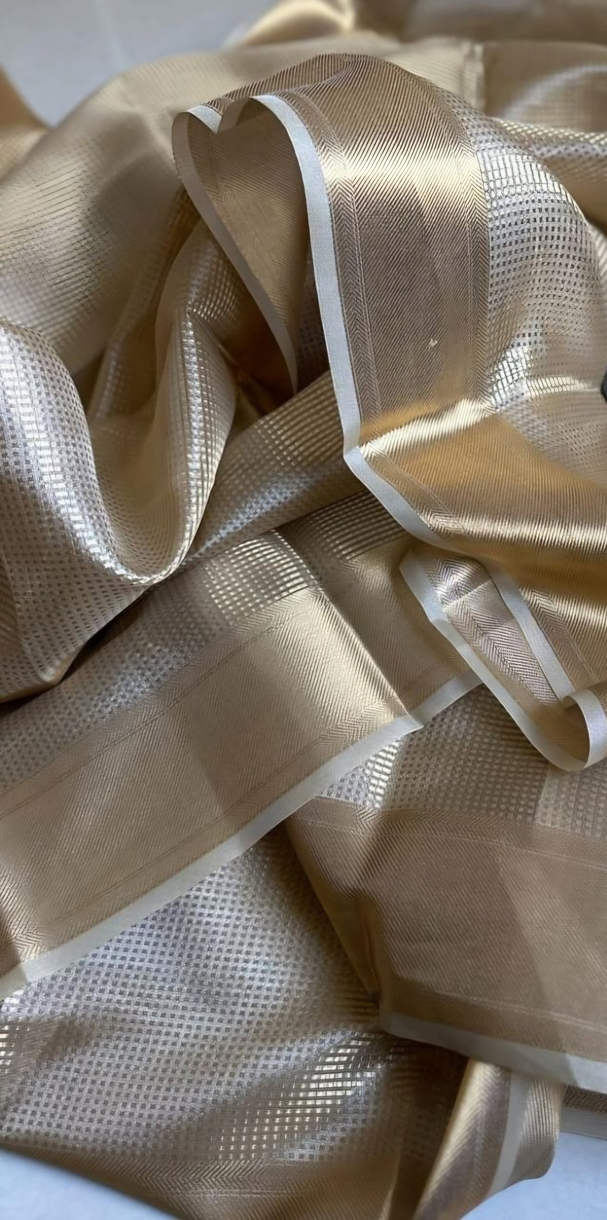 Banarasi Semi Tissue Silk Saree - BSTSG01