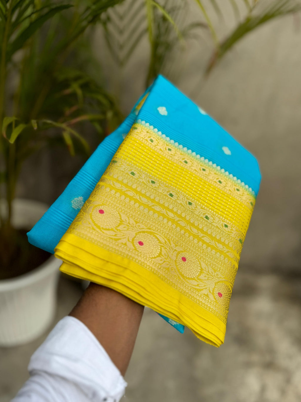 Banarasi Crepe Georgette Silk Saree with Contrast Butta Border - ABCG001