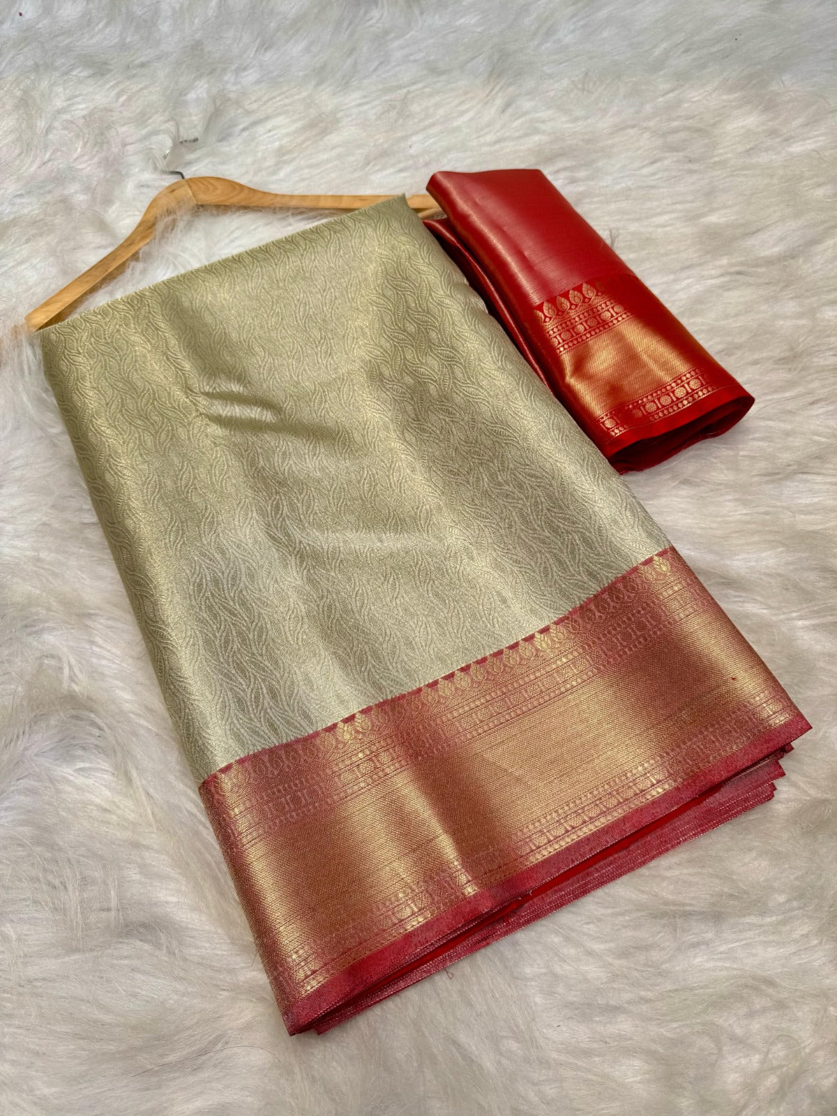 Banarasi Tissue Silk Sarees - BSTSWR01
