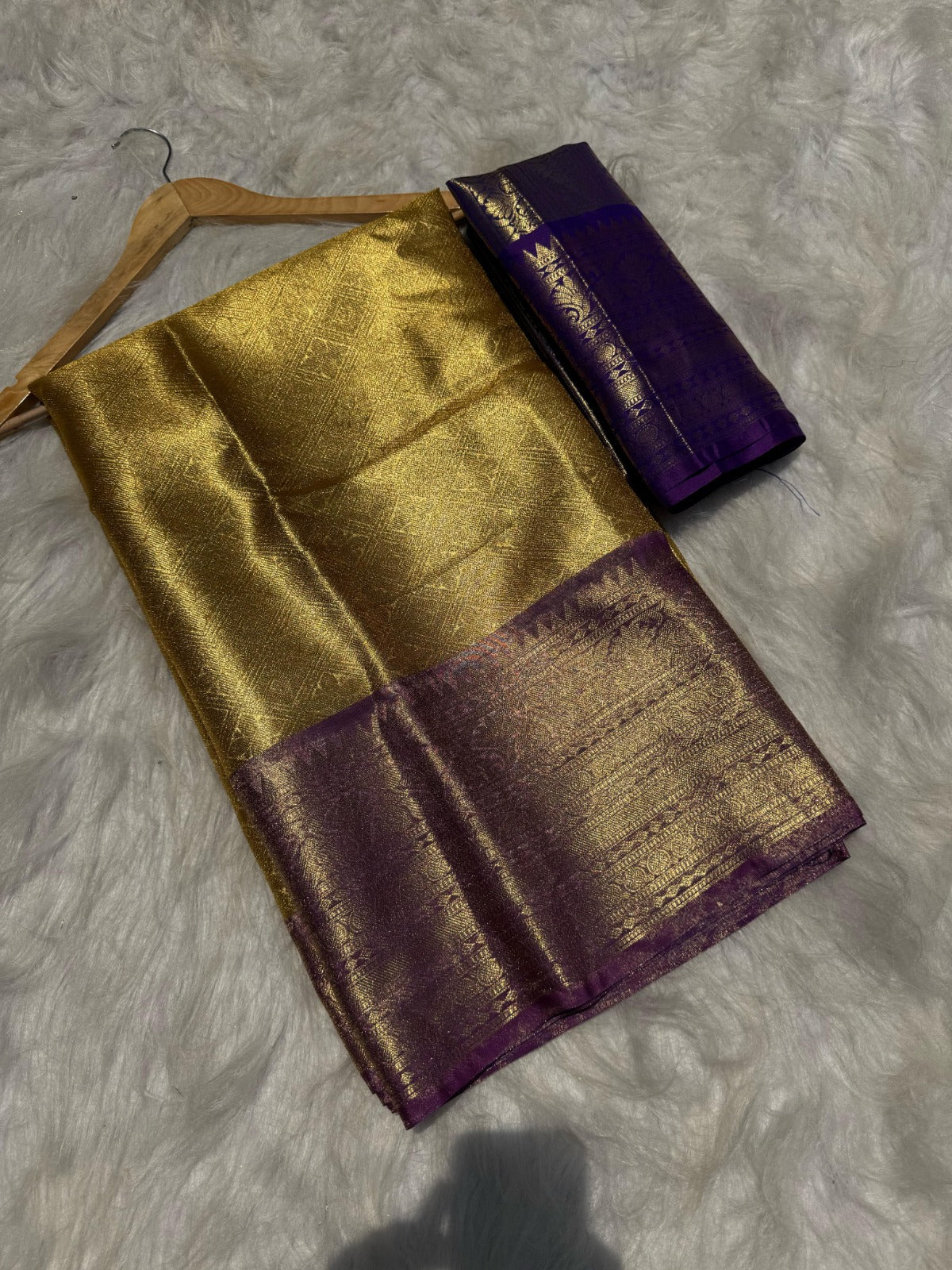 Banarasi Soft Tissue Silk Saree - BSTZWM1