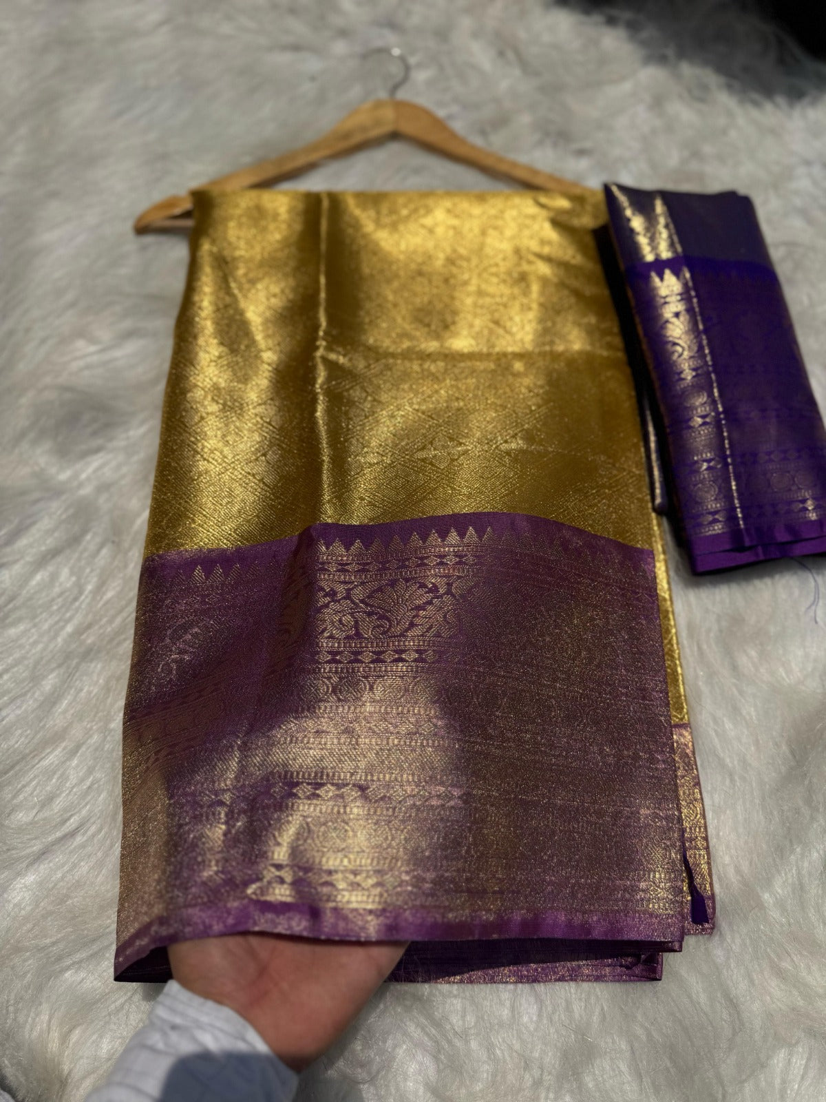 Banarasi Soft Tissue Silk Saree - BSTZWM1