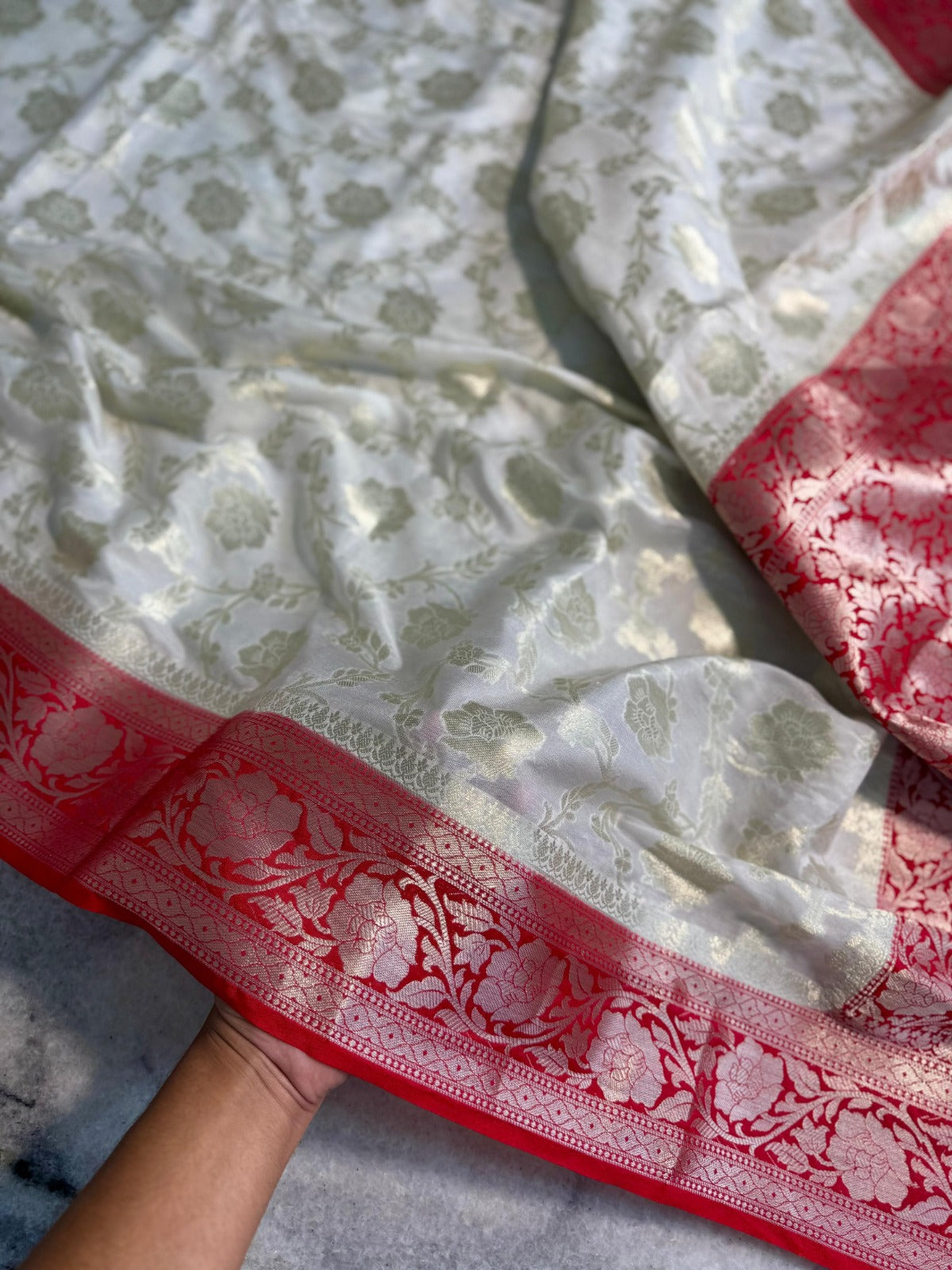 Banarasi Katan Warm Silk Saree with Zari Jangla Weaving -  BAKRW01