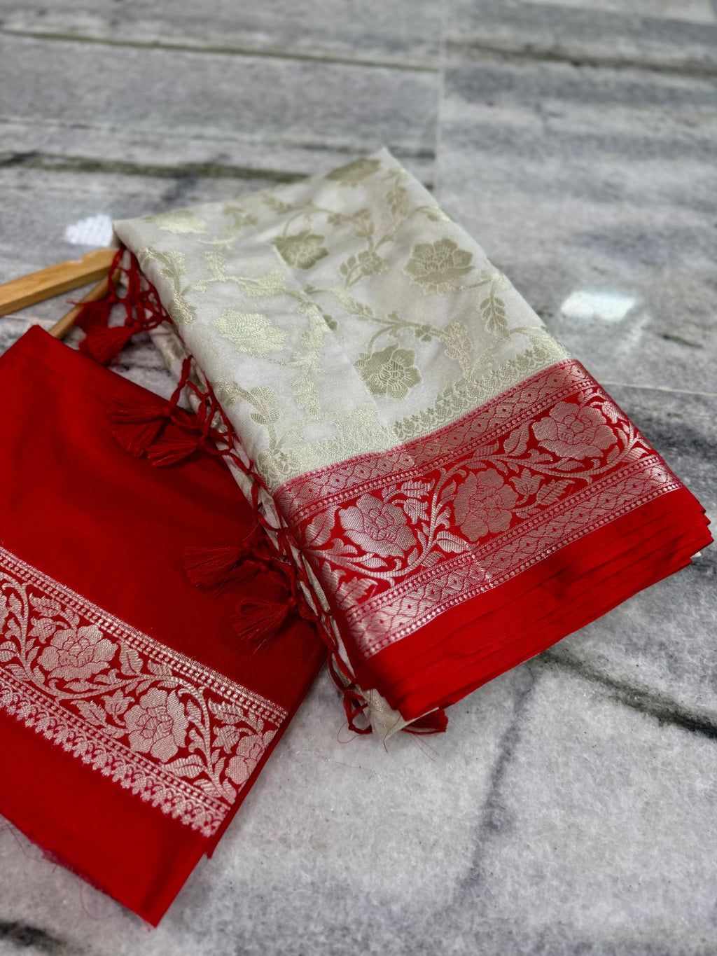 Banarasi Katan Warm Silk Saree with Zari Jangla Weaving -  BAKRW01