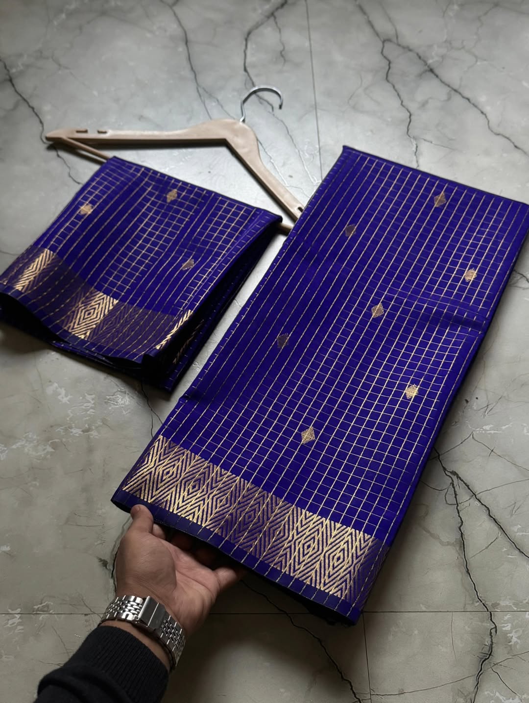 Banarasi Katan Silk Saree with Zari Check Buti - BKSZCB1