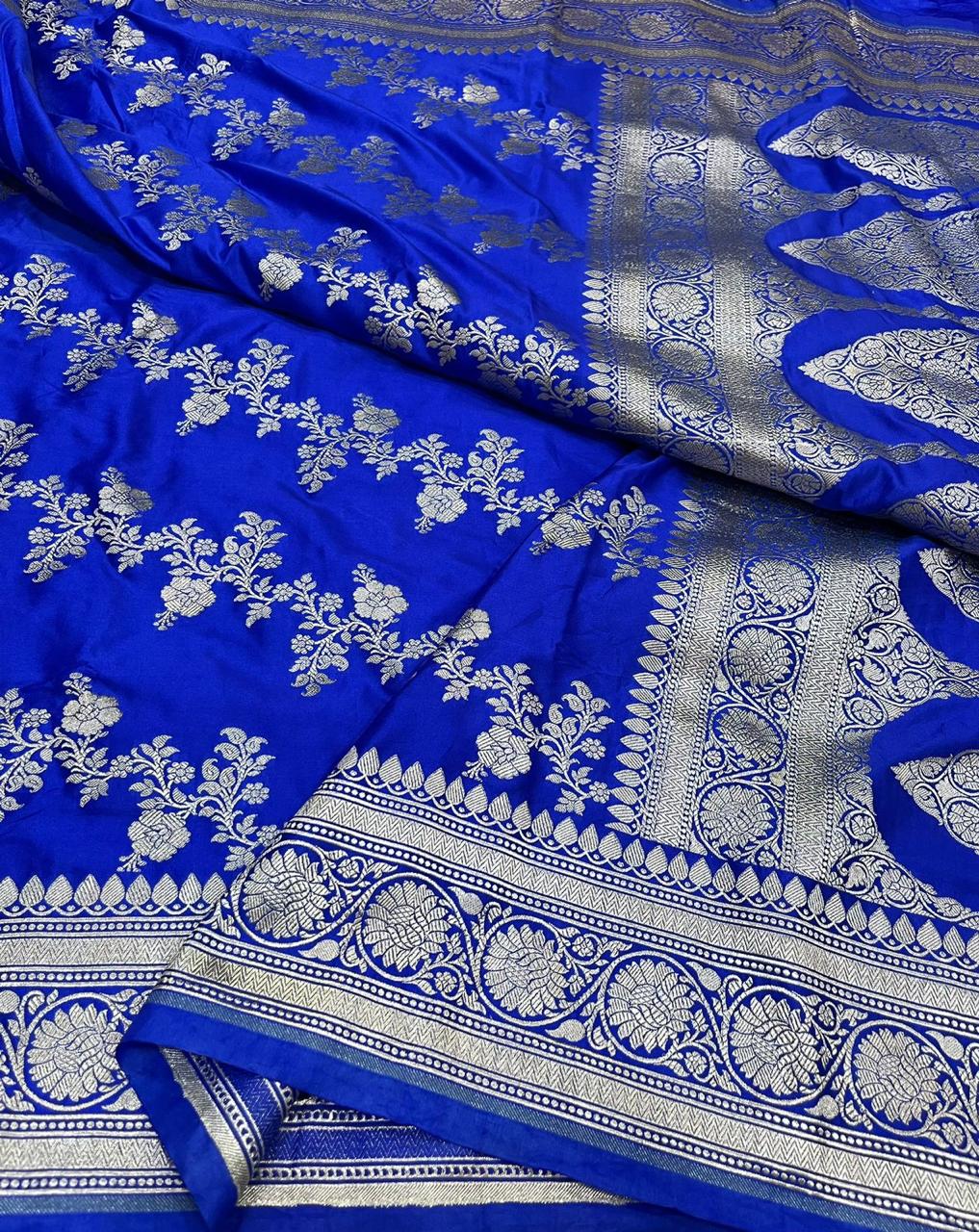 Premium Mashru Silk Saree with Vintage Ada Zari Weave - AMVZB3