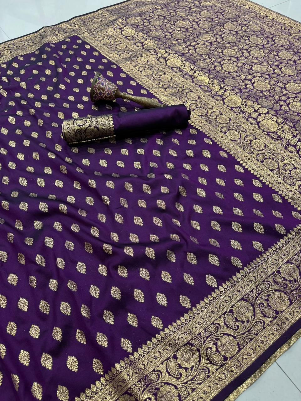 Banarasi Silk Saree with Original Gold Zari Weaving - BSGZV11